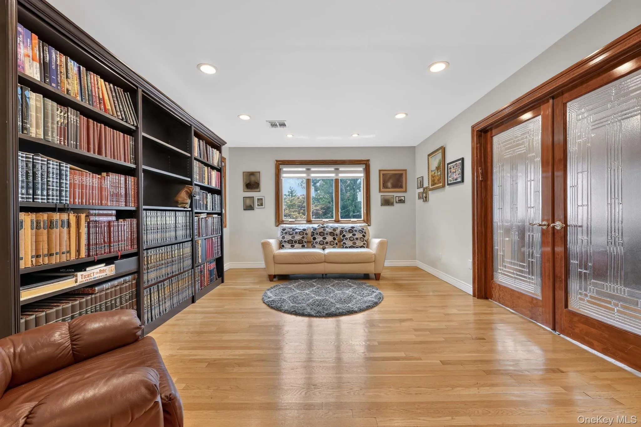 10 Sam Law Drive, Ramapo, NY, 10 Bedrooms Bedrooms, 16 Rooms Rooms,6 BathroomsBathrooms,Residential,For Rent,Sam Law,0,1035373 10 Sam Law Drive, Ramapo, NY, 10 Bedrooms Bedrooms, 16 Rooms Rooms,6 BathroomsBathrooms,Residential,For Rent,Sam Law,0,1035373