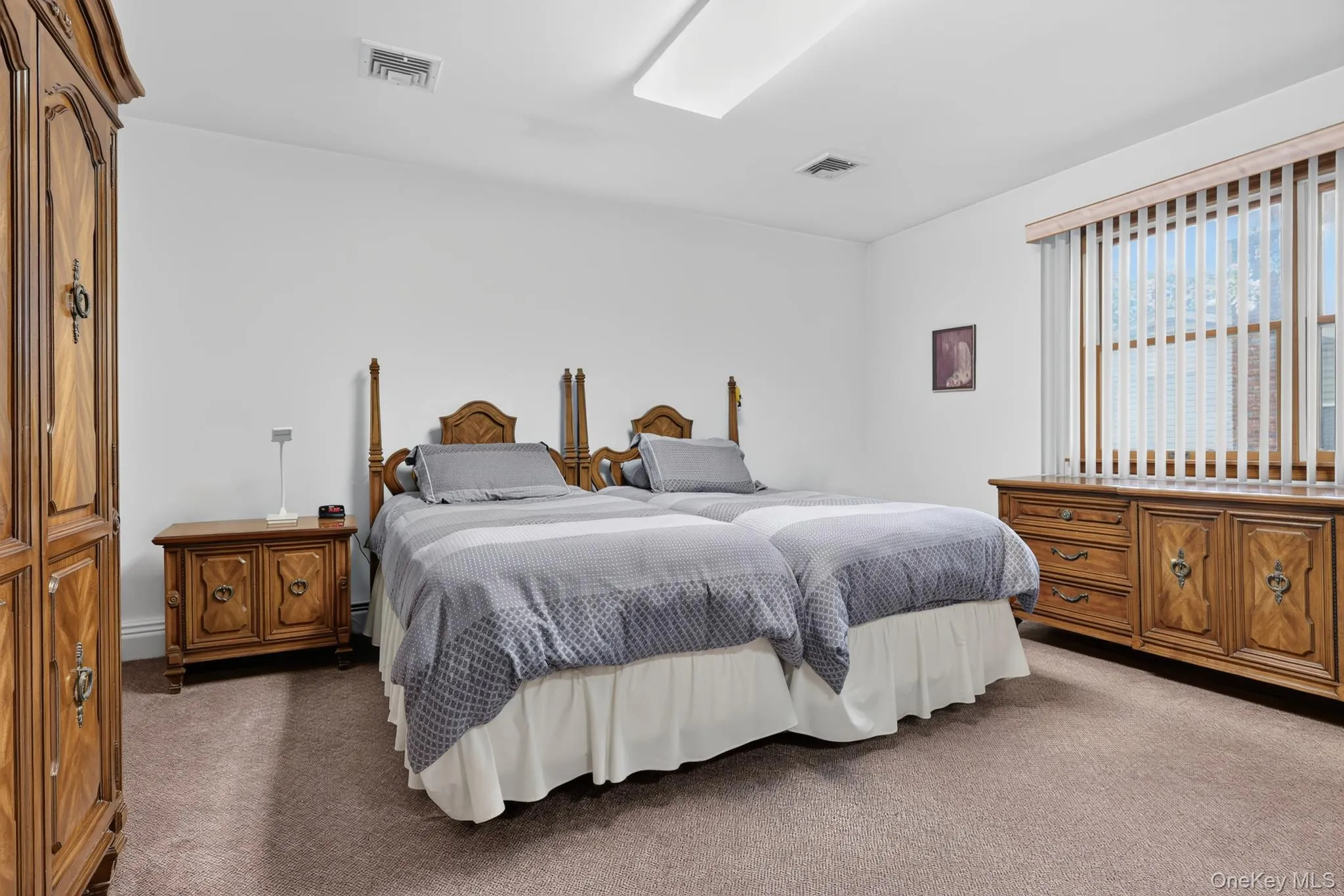 10 Sam Law Drive, Ramapo, NY, 10 Bedrooms Bedrooms, 16 Rooms Rooms,6 BathroomsBathrooms,Residential,For Rent,Sam Law,0,1035373 10 Sam Law Drive, Ramapo, NY, 10 Bedrooms Bedrooms, 16 Rooms Rooms,6 BathroomsBathrooms,Residential,For Rent,Sam Law,0,1035373