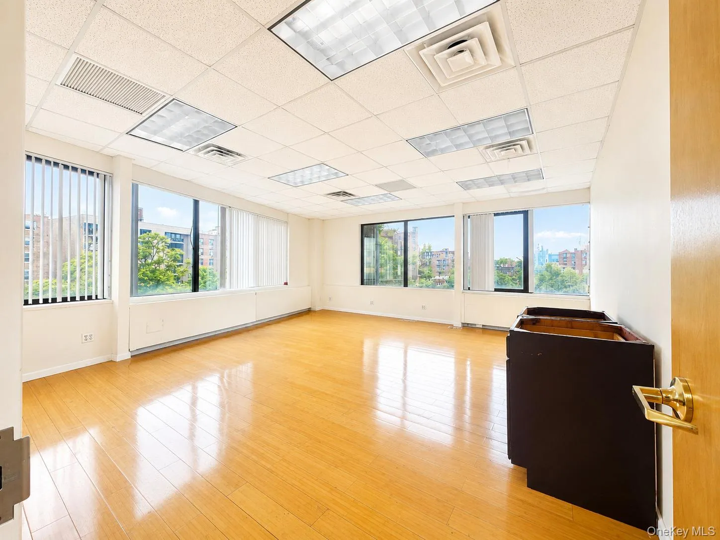 41-60 Main Street, New York, NY, ,Commercial Lease,For Rent,Main,0,1035376 41-60 Main Street, New York, NY, ,Commercial Lease,For Rent,Main,0,1035376
