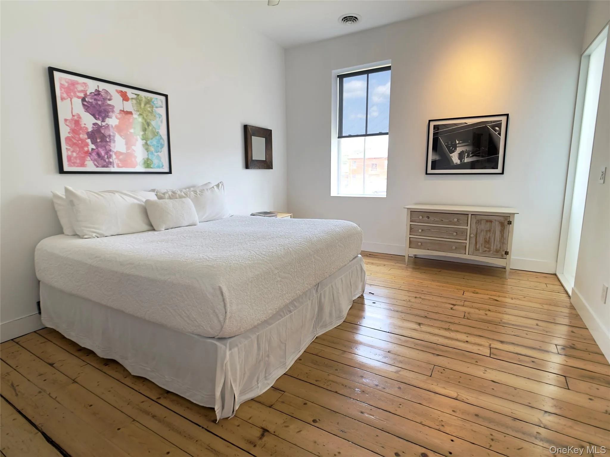 76 Prince Street, Kingston, NY, 2 Bedrooms Bedrooms, 7 Rooms Rooms,2 BathroomsBathrooms,Residential,For Rent,Prince,0,1035390 76 Prince Street, Kingston, NY, 2 Bedrooms Bedrooms, 7 Rooms Rooms,2 BathroomsBathrooms,Residential,For Rent,Prince,0,1035390