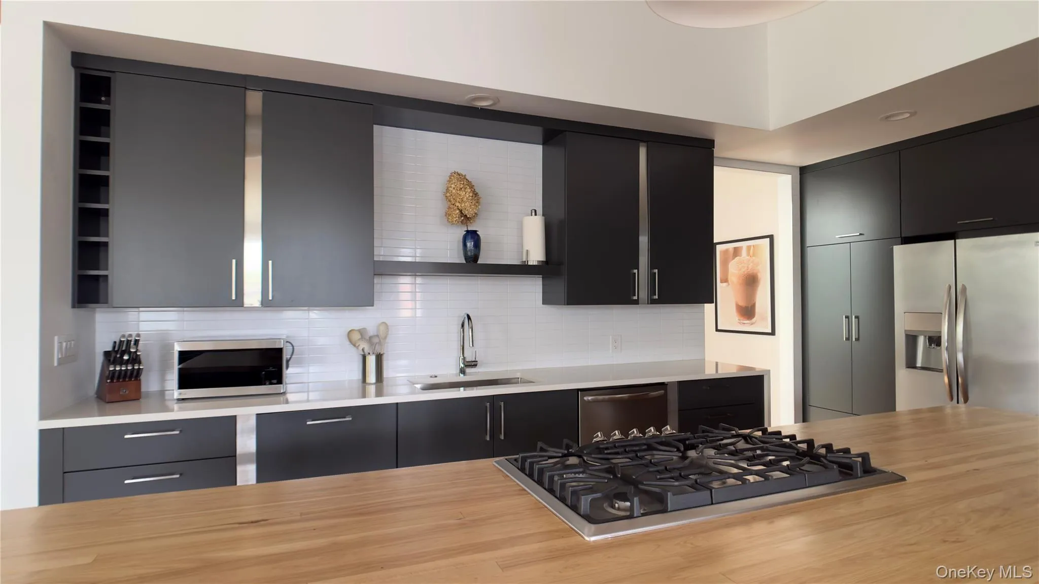 76 Prince Street, Kingston, NY, 2 Bedrooms Bedrooms, 7 Rooms Rooms,2 BathroomsBathrooms,Residential,For Rent,Prince,0,1035390 76 Prince Street, Kingston, NY, 2 Bedrooms Bedrooms, 7 Rooms Rooms,2 BathroomsBathrooms,Residential,For Rent,Prince,0,1035390