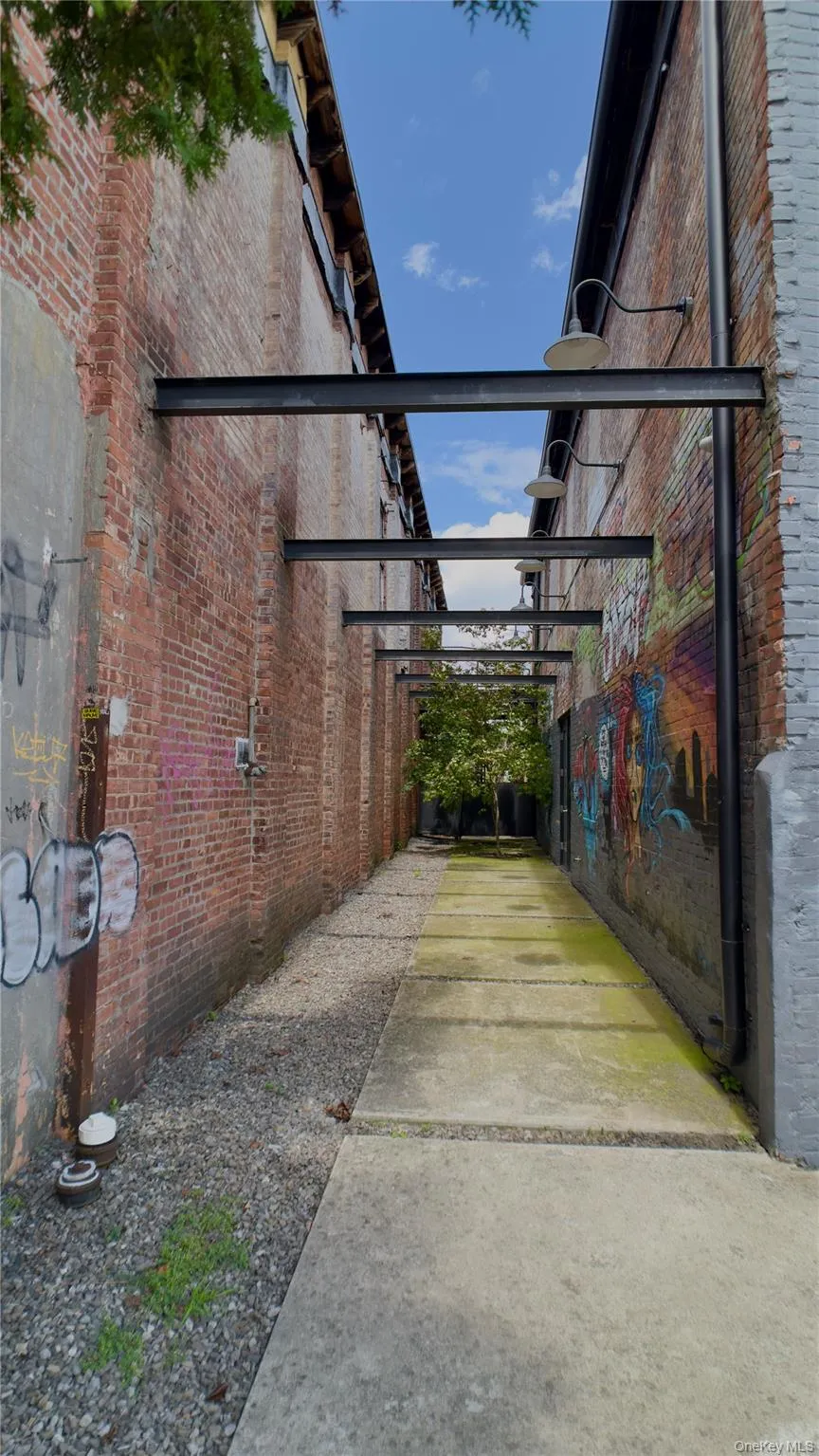 76 Prince Street, Kingston, NY, 2 Bedrooms Bedrooms, 7 Rooms Rooms,2 BathroomsBathrooms,Residential,For Rent,Prince,0,1035390 76 Prince Street, Kingston, NY, 2 Bedrooms Bedrooms, 7 Rooms Rooms,2 BathroomsBathrooms,Residential,For Rent,Prince,0,1035390
