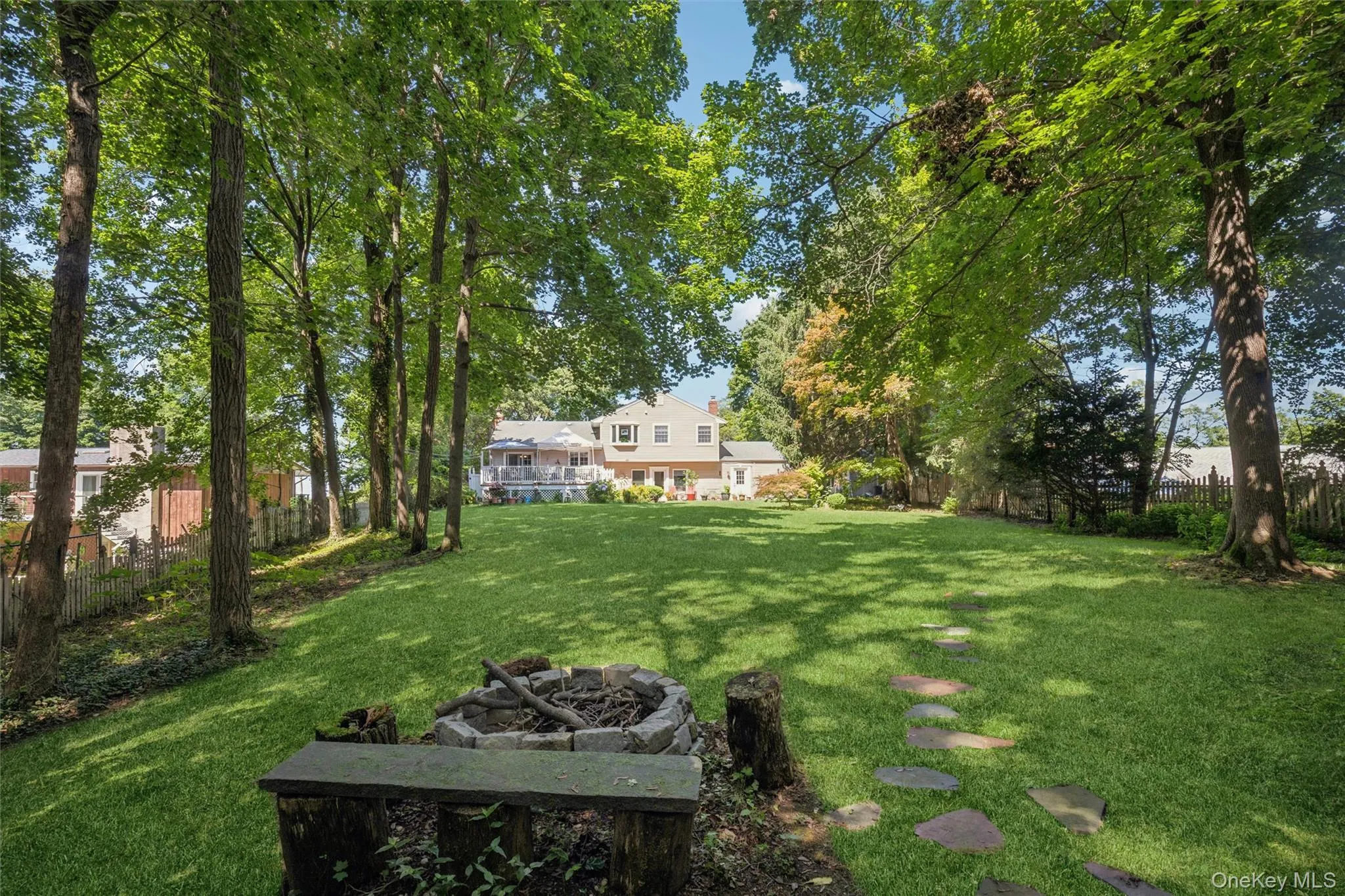 274 Ocean Avenue, Huntington, NY, 4 Bedrooms Bedrooms, 8 Rooms Rooms,2 BathroomsBathrooms,Residential,For Rent,Ocean,0,1035391 274 Ocean Avenue, Huntington, NY, 4 Bedrooms Bedrooms, 8 Rooms Rooms,2 BathroomsBathrooms,Residential,For Rent,Ocean,0,1035391