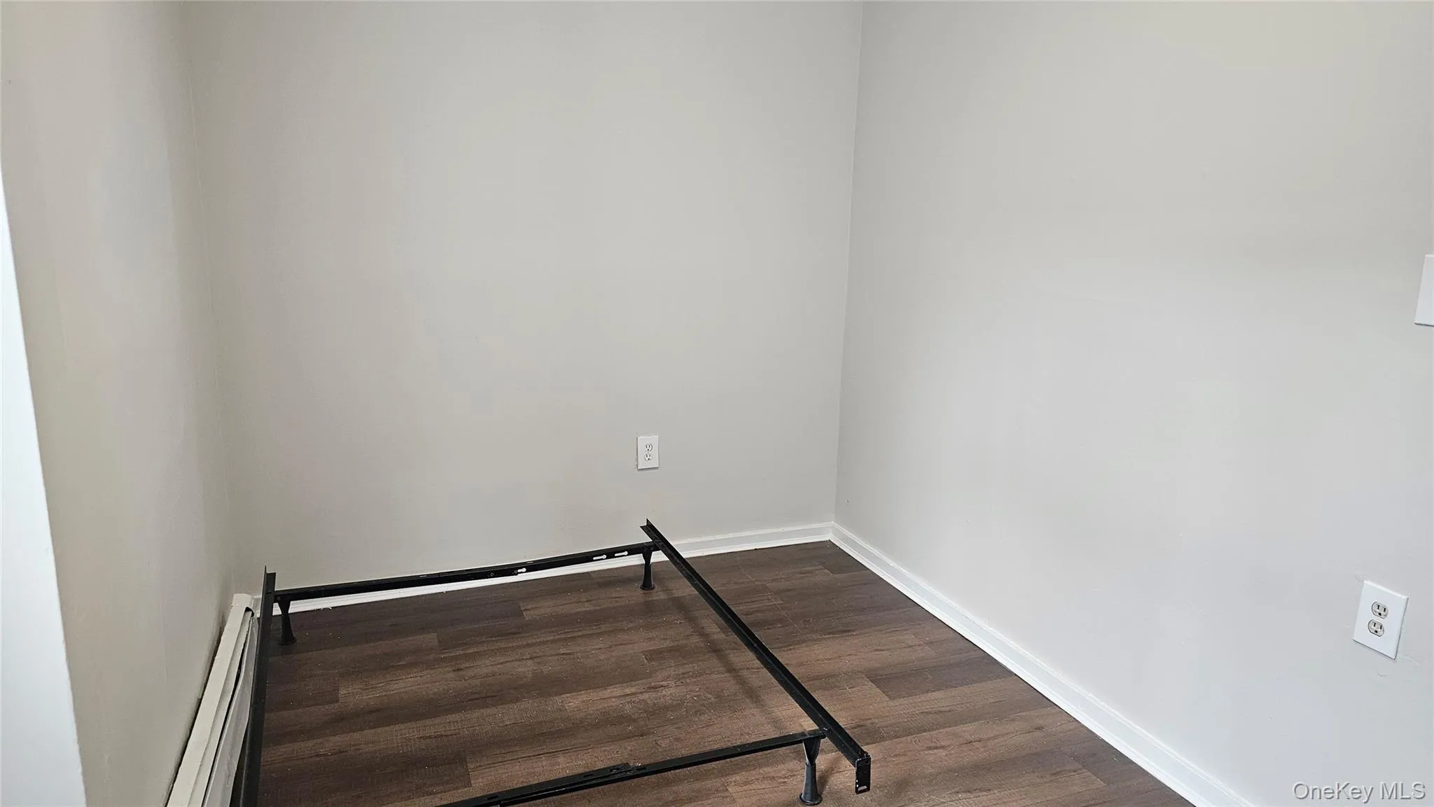 52 Chestnut Street, Yonkers, NY, 3 Bedrooms Bedrooms, 5 Rooms Rooms,1 BathroomBathrooms,Residential Lease,For Rent,Chestnut,0,1035394 52 Chestnut Street, Yonkers, NY, 3 Bedrooms Bedrooms, 5 Rooms Rooms,1 BathroomBathrooms,Residential Lease,For Rent,Chestnut,0,1035394