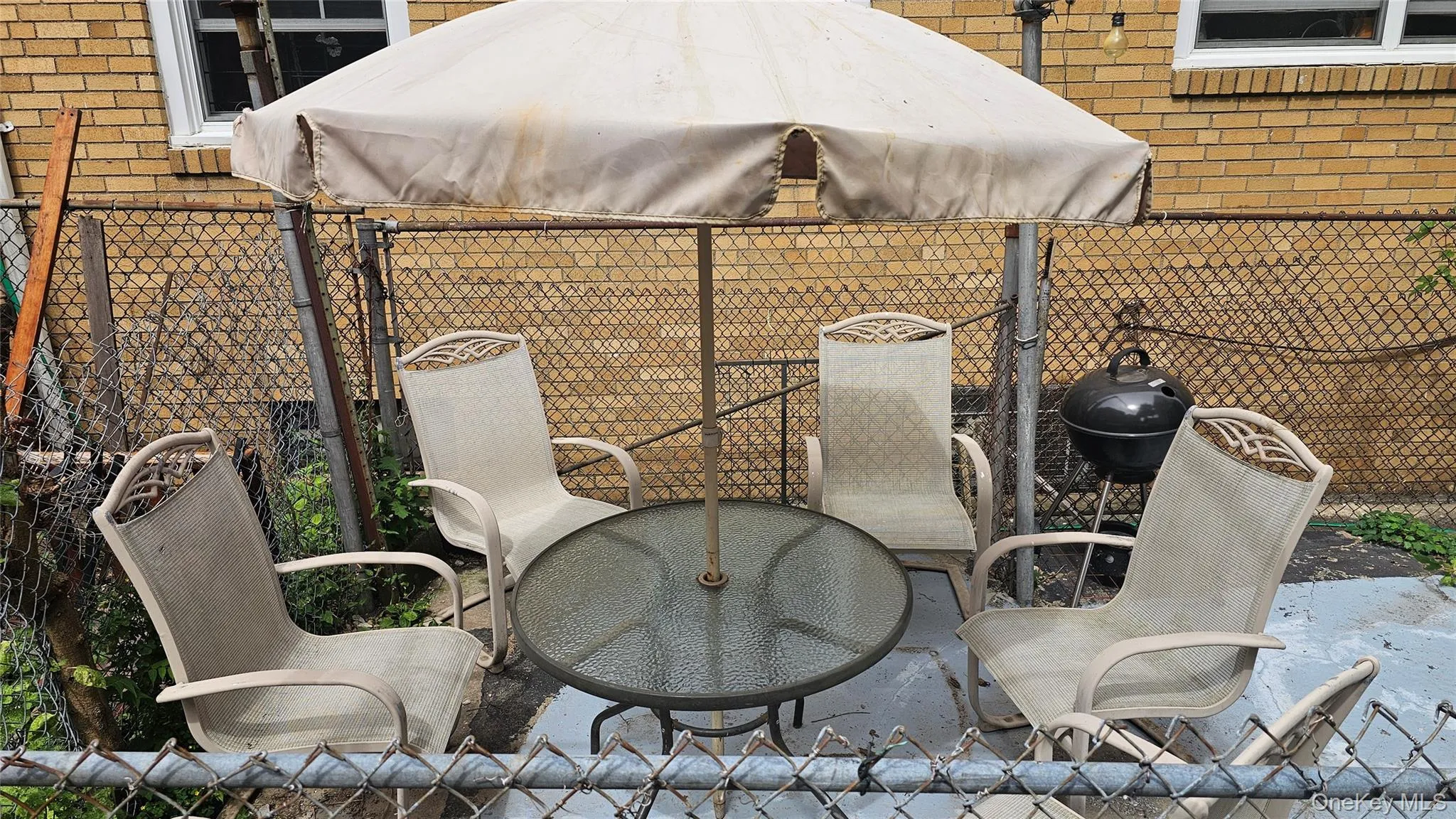 52 Chestnut Street, Yonkers, NY, 3 Bedrooms Bedrooms, 5 Rooms Rooms,1 BathroomBathrooms,Residential Lease,For Rent,Chestnut,0,1035394 52 Chestnut Street, Yonkers, NY, 3 Bedrooms Bedrooms, 5 Rooms Rooms,1 BathroomBathrooms,Residential Lease,For Rent,Chestnut,0,1035394