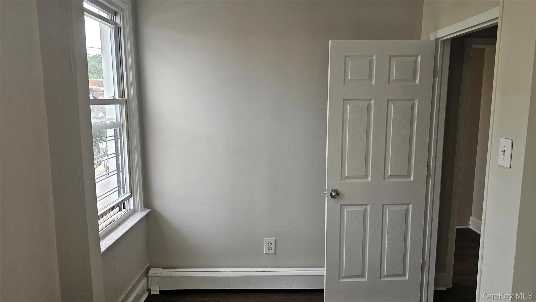 52 Chestnut Street, Yonkers, NY, 3 Bedrooms Bedrooms, 5 Rooms Rooms,1 BathroomBathrooms,Residential Lease,For Rent,Chestnut,0,1035394 52 Chestnut Street, Yonkers, NY, 3 Bedrooms Bedrooms, 5 Rooms Rooms,1 BathroomBathrooms,Residential Lease,For Rent,Chestnut,0,1035394