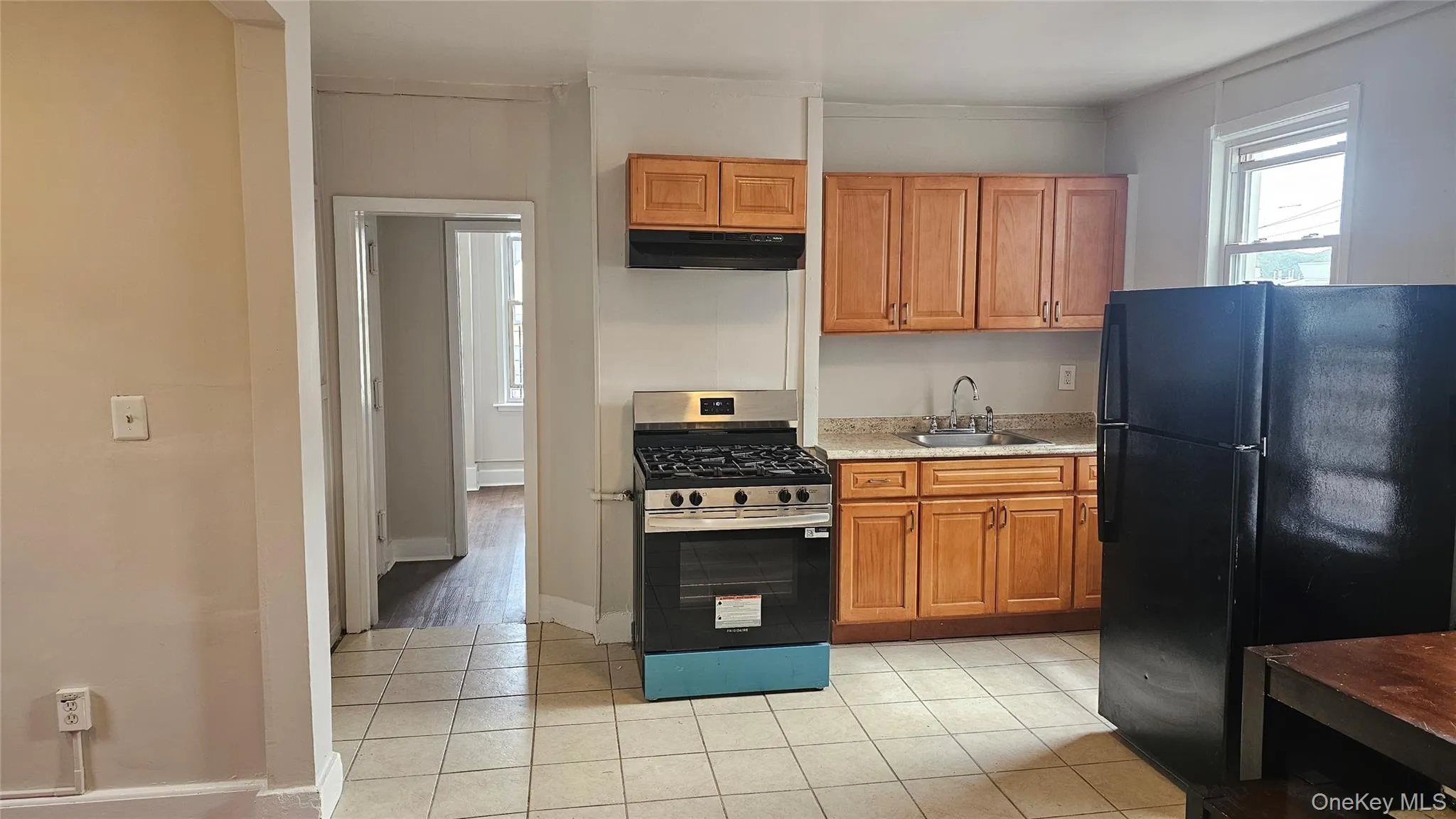 52 Chestnut Street, Yonkers, NY, 3 Bedrooms Bedrooms, 5 Rooms Rooms,1 BathroomBathrooms,Residential Lease,For Rent,Chestnut,0,1035394 52 Chestnut Street, Yonkers, NY, 3 Bedrooms Bedrooms, 5 Rooms Rooms,1 BathroomBathrooms,Residential Lease,For Rent,Chestnut,0,1035394