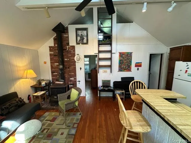 86 Gerard Walk, Brookhaven, NY, 2 Bedrooms Bedrooms, 4 Rooms Rooms,1 BathroomBathrooms,Residential,For Rent,Gerard,0,1035396 86 Gerard Walk, Brookhaven, NY, 2 Bedrooms Bedrooms, 4 Rooms Rooms,1 BathroomBathrooms,Residential,For Rent,Gerard,0,1035396