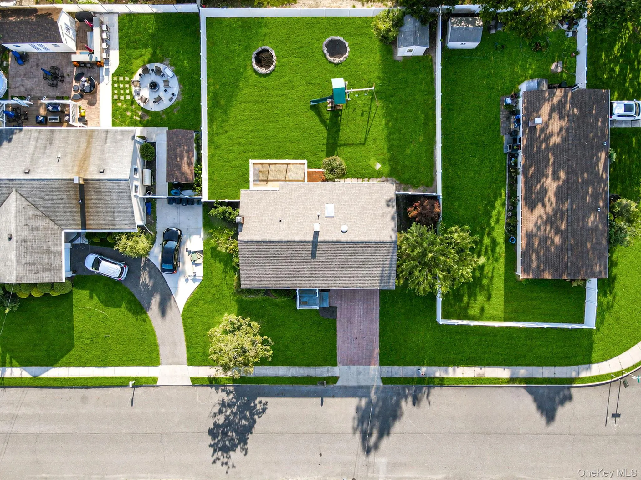 10 Coronado Road, Brookhaven, NY, 4 Bedrooms Bedrooms, 10 Rooms Rooms,2 BathroomsBathrooms,Residential,For Rent,Coronado,0,1035399 10 Coronado Road, Brookhaven, NY, 4 Bedrooms Bedrooms, 10 Rooms Rooms,2 BathroomsBathrooms,Residential,For Rent,Coronado,0,1035399