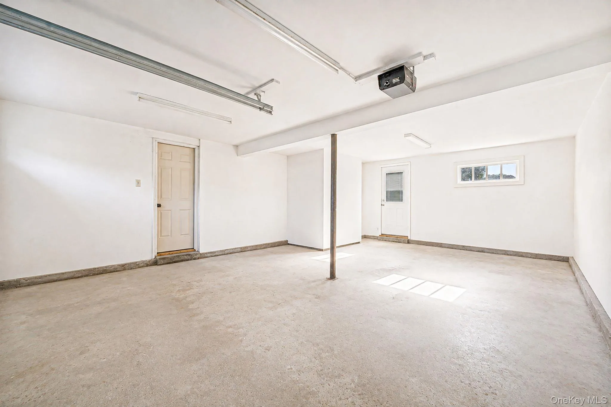 10 Coronado Road, Brookhaven, NY, 4 Bedrooms Bedrooms, 10 Rooms Rooms,2 BathroomsBathrooms,Residential,For Rent,Coronado,0,1035399 10 Coronado Road, Brookhaven, NY, 4 Bedrooms Bedrooms, 10 Rooms Rooms,2 BathroomsBathrooms,Residential,For Rent,Coronado,0,1035399