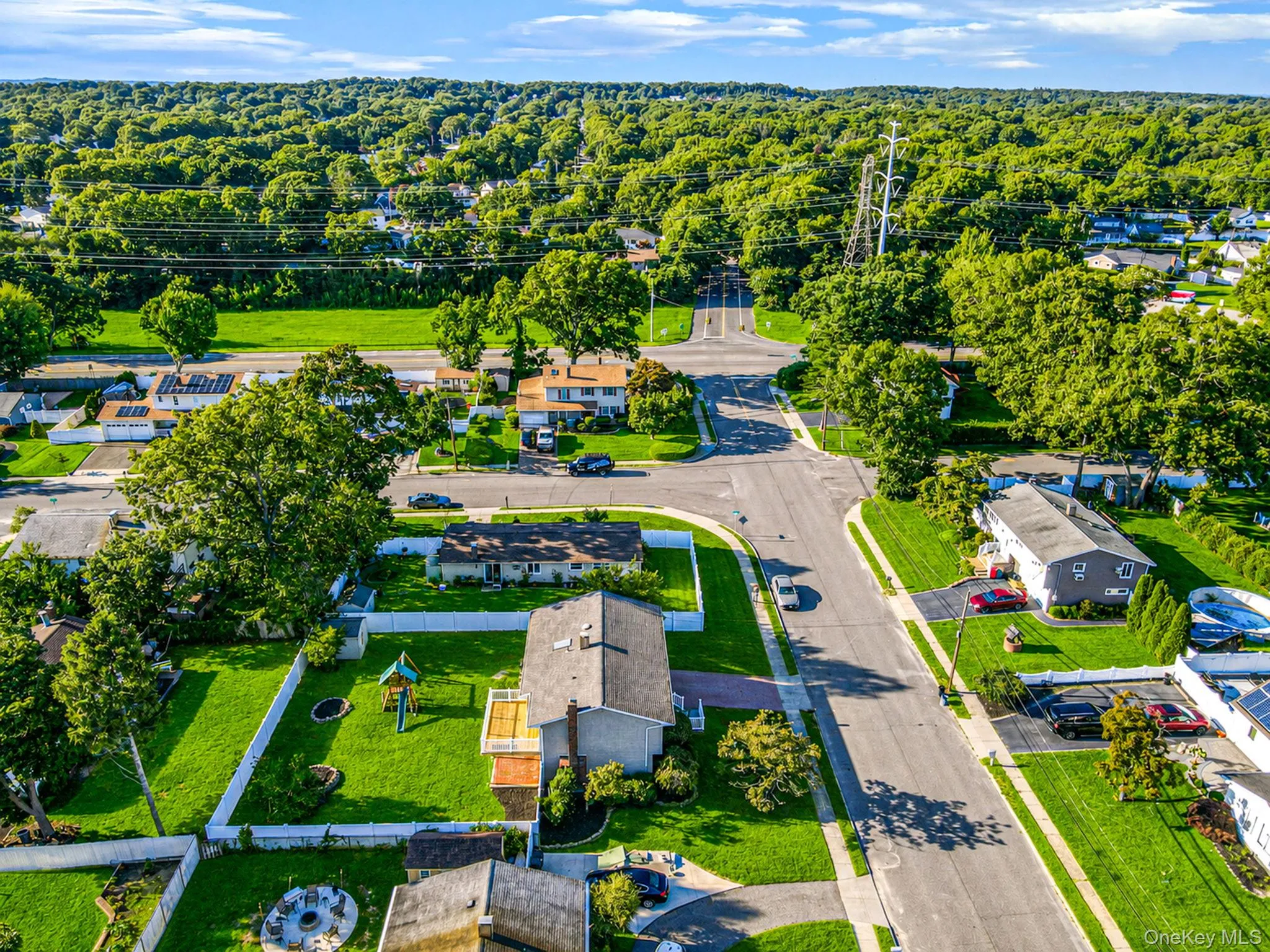 10 Coronado Road, Brookhaven, NY, 4 Bedrooms Bedrooms, 10 Rooms Rooms,2 BathroomsBathrooms,Residential,For Rent,Coronado,0,1035399 10 Coronado Road, Brookhaven, NY, 4 Bedrooms Bedrooms, 10 Rooms Rooms,2 BathroomsBathrooms,Residential,For Rent,Coronado,0,1035399
