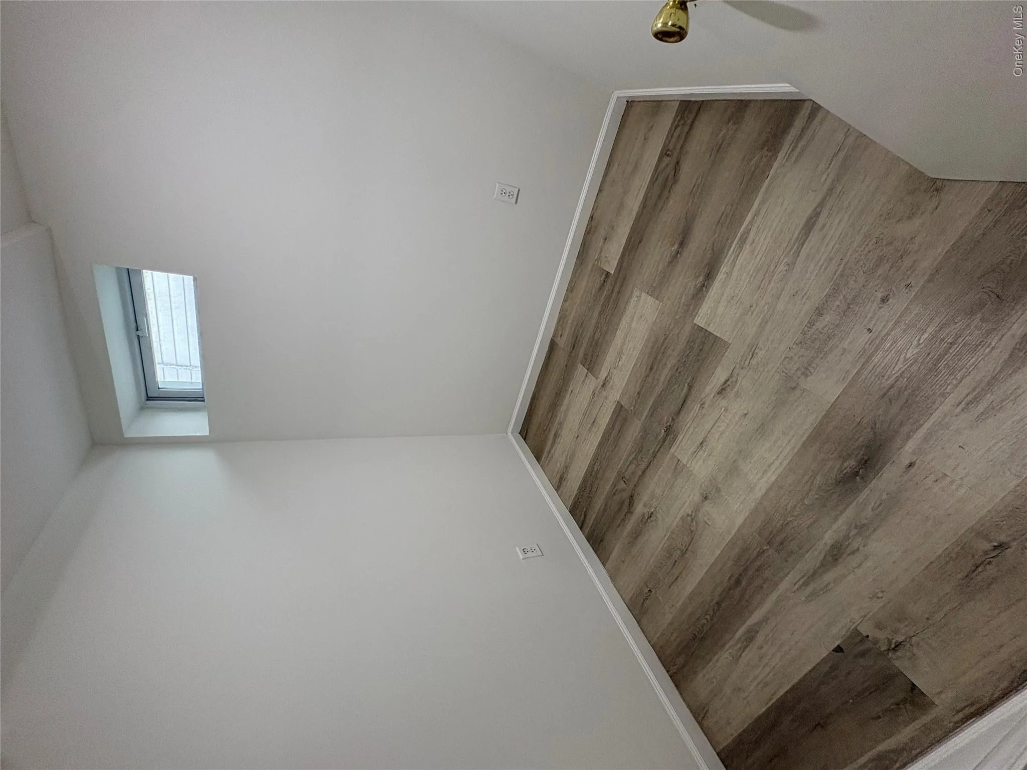 3233 200 Street, New York, NY, 3 Bedrooms Bedrooms, 6 Rooms Rooms,1 BathroomBathrooms,Residential Lease,For Rent,200,0,1035402 3233 200 Street, New York, NY, 3 Bedrooms Bedrooms, 6 Rooms Rooms,1 BathroomBathrooms,Residential Lease,For Rent,200,0,1035402
