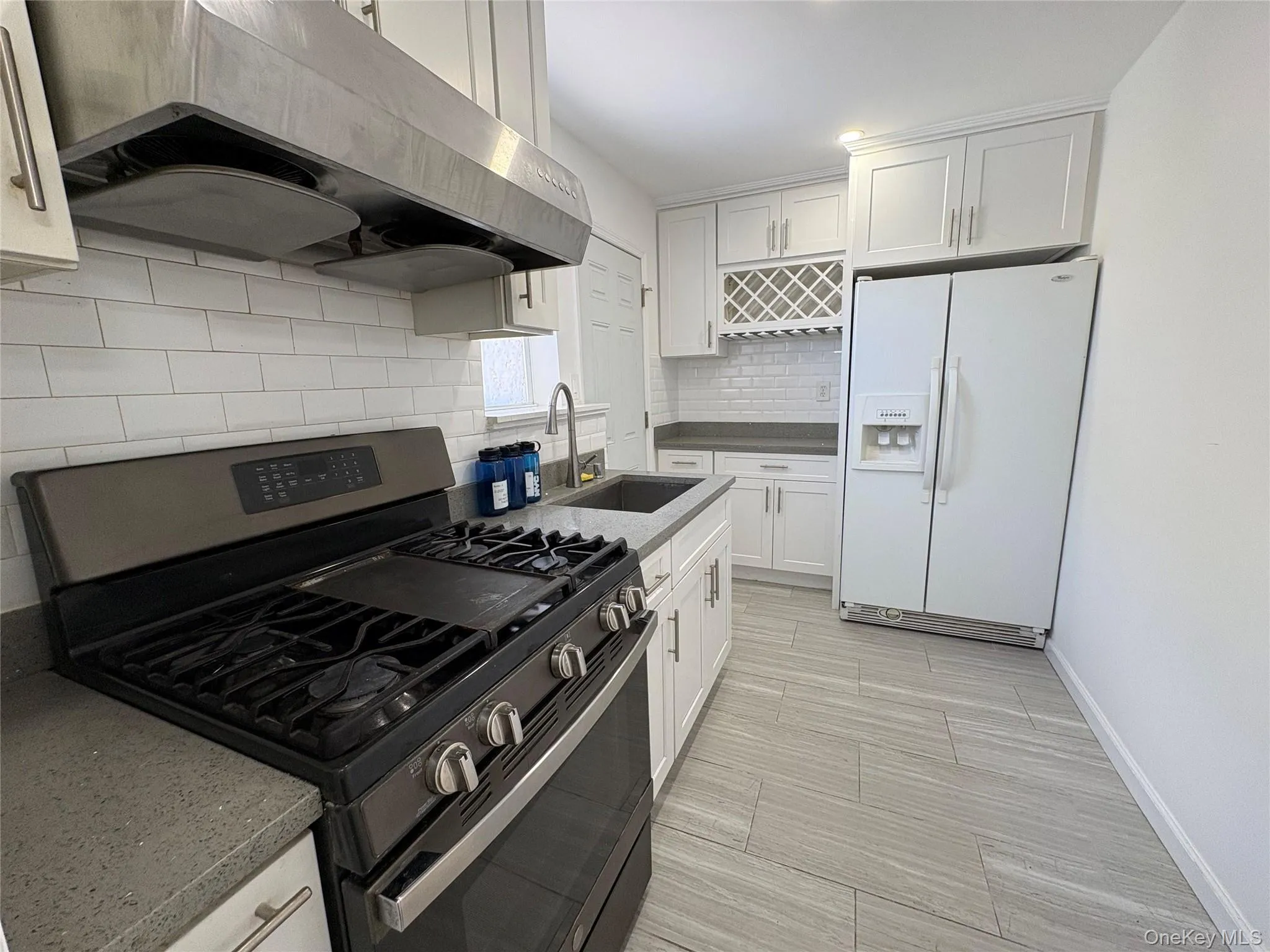 3233 200 Street, New York, NY, 3 Bedrooms Bedrooms, 6 Rooms Rooms,1 BathroomBathrooms,Residential Lease,For Rent,200,0,1035402 3233 200 Street, New York, NY, 3 Bedrooms Bedrooms, 6 Rooms Rooms,1 BathroomBathrooms,Residential Lease,For Rent,200,0,1035402