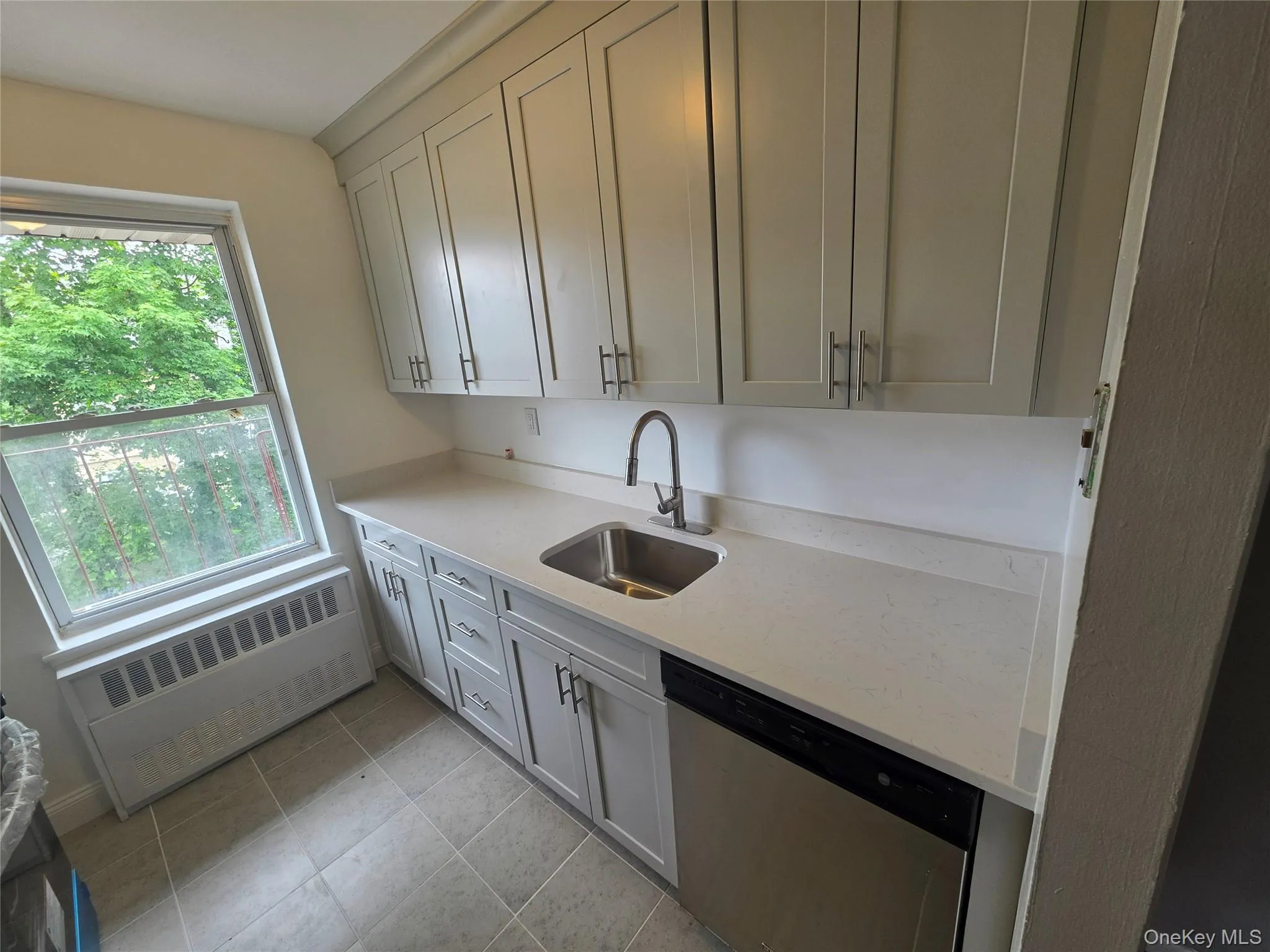 160 centre, New Rochelle, NY, 1 Bedroom Bedrooms, 3 Rooms Rooms,1 BathroomBathrooms,Residential Lease,For Rent,centre,0,1035403 160 centre, New Rochelle, NY, 1 Bedroom Bedrooms, 3 Rooms Rooms,1 BathroomBathrooms,Residential Lease,For Rent,centre,0,1035403
