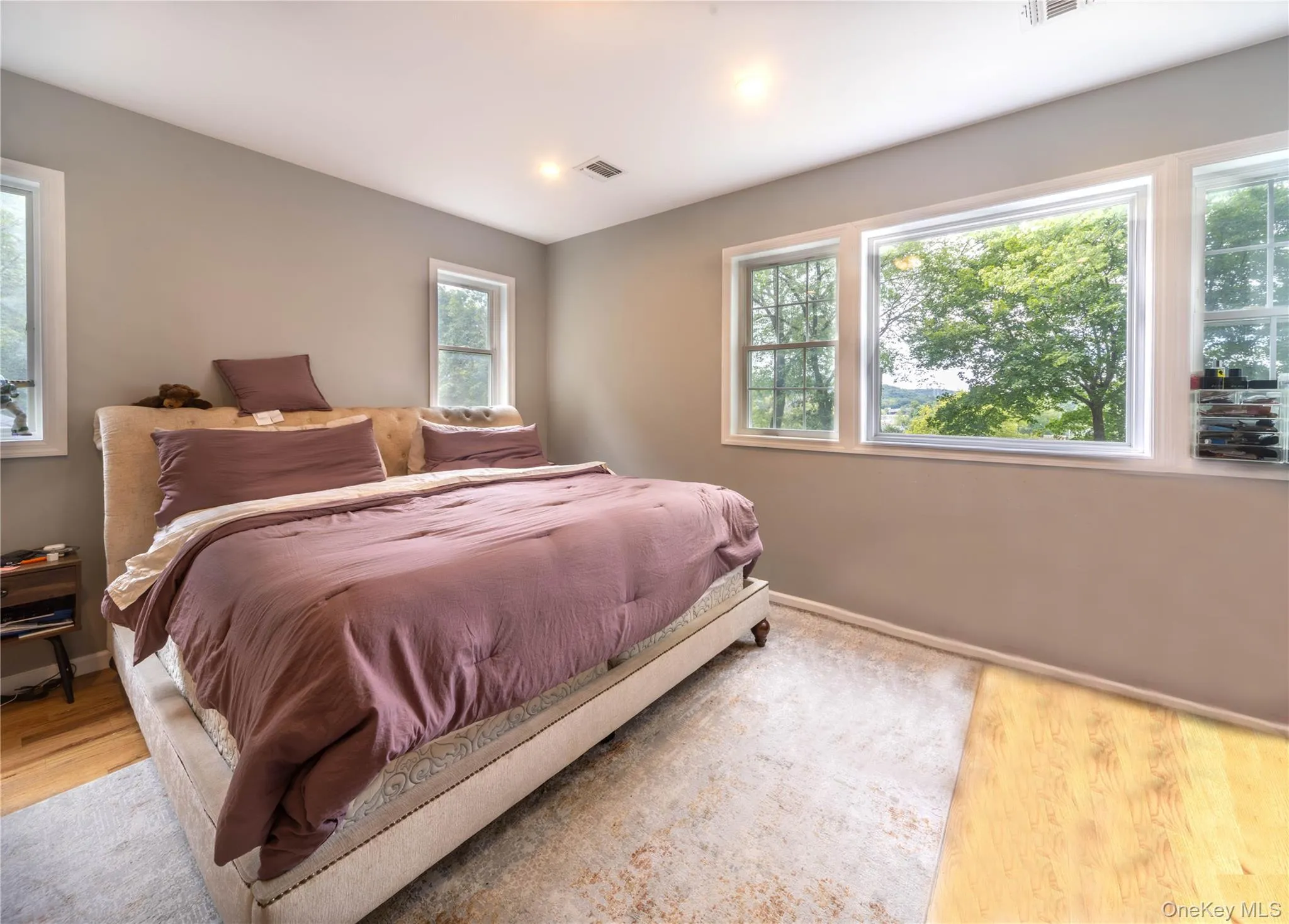 210 Abbott Avenue, Greenburgh, NY, 4 Bedrooms Bedrooms, 11 Rooms Rooms,3 BathroomsBathrooms,Residential,For Rent,Abbott,0,1035404 210 Abbott Avenue, Greenburgh, NY, 4 Bedrooms Bedrooms, 11 Rooms Rooms,3 BathroomsBathrooms,Residential,For Rent,Abbott,0,1035404