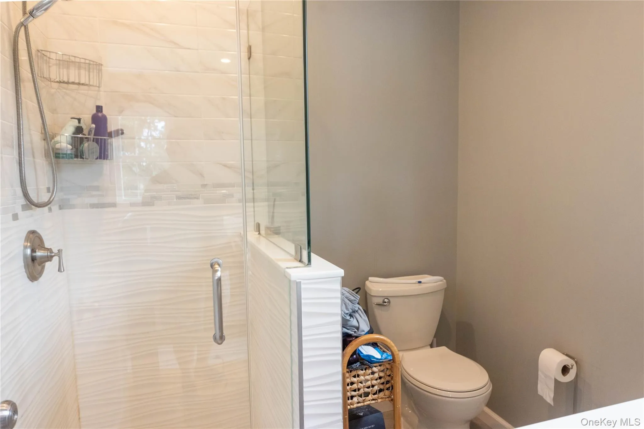 210 Abbott Avenue, Greenburgh, NY, 4 Bedrooms Bedrooms, 11 Rooms Rooms,3 BathroomsBathrooms,Residential,For Rent,Abbott,0,1035404 210 Abbott Avenue, Greenburgh, NY, 4 Bedrooms Bedrooms, 11 Rooms Rooms,3 BathroomsBathrooms,Residential,For Rent,Abbott,0,1035404