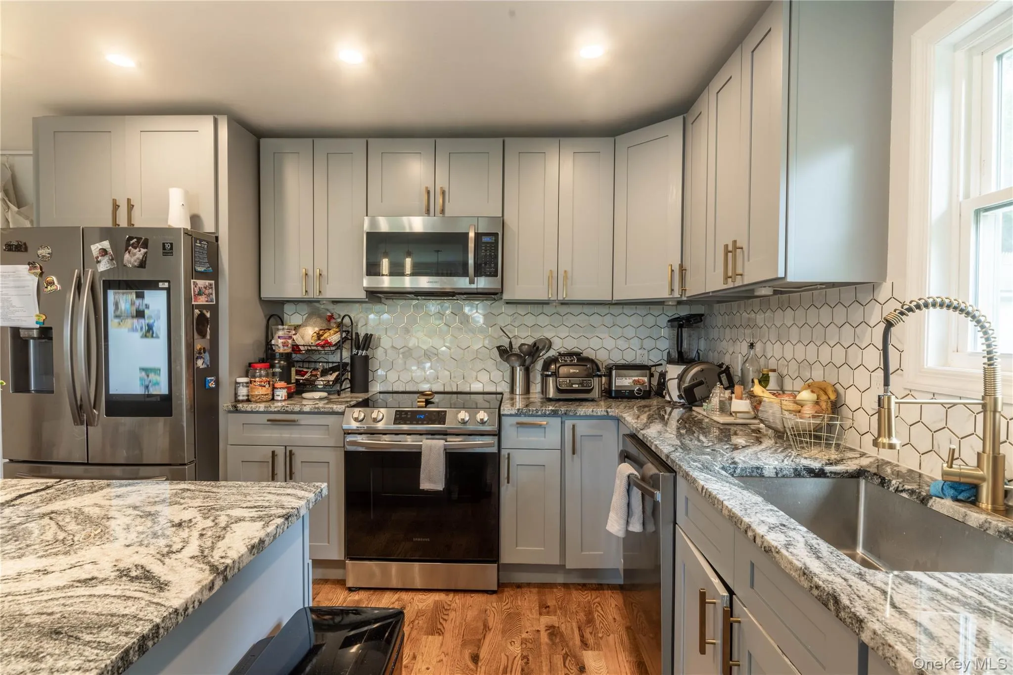 210 Abbott Avenue, Greenburgh, NY, 4 Bedrooms Bedrooms, 11 Rooms Rooms,3 BathroomsBathrooms,Residential,For Rent,Abbott,0,1035404 210 Abbott Avenue, Greenburgh, NY, 4 Bedrooms Bedrooms, 11 Rooms Rooms,3 BathroomsBathrooms,Residential,For Rent,Abbott,0,1035404