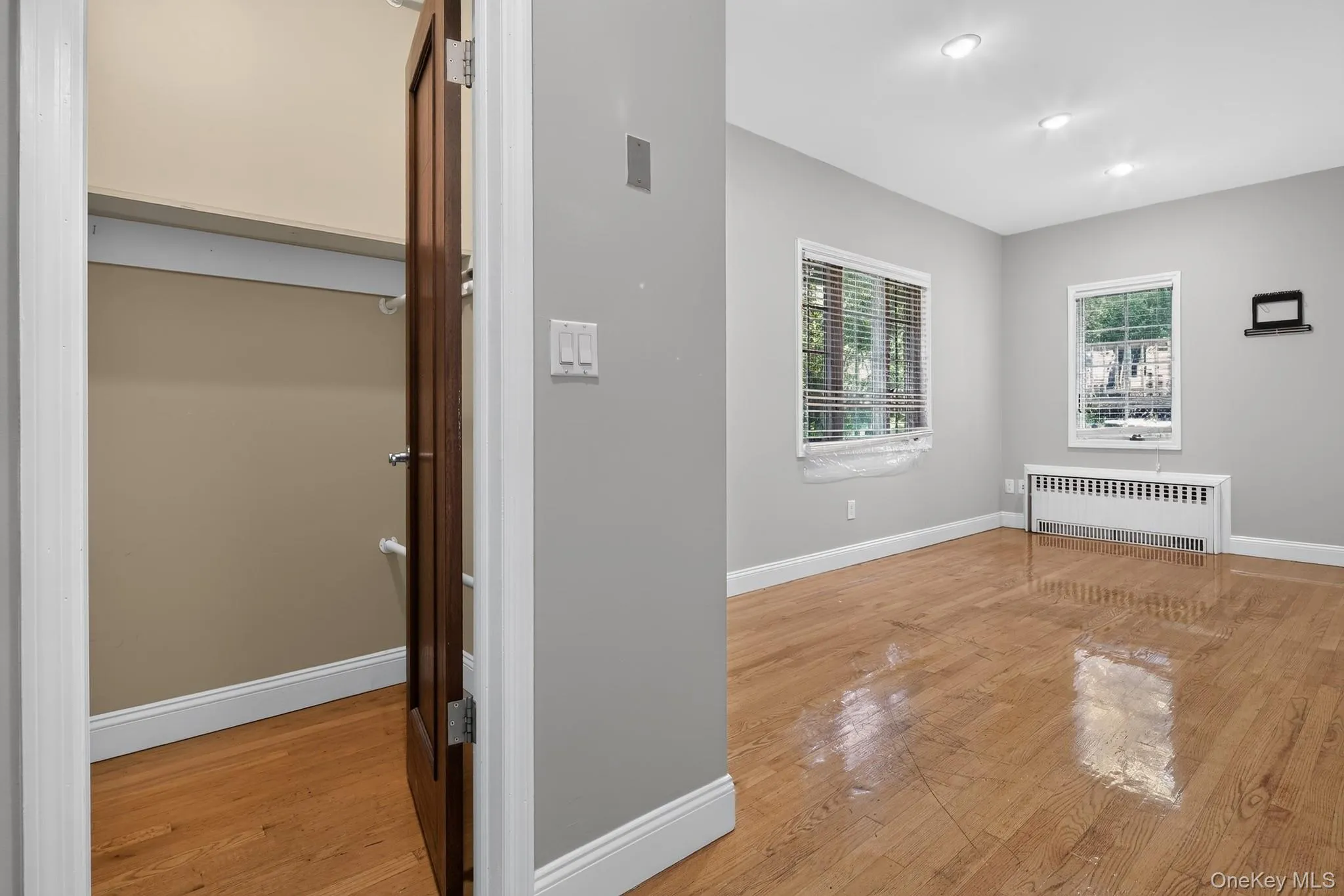 24640 Alameda Avenue, New York, NY, 5 Bedrooms Bedrooms, 10 Rooms Rooms,2 BathroomsBathrooms,Residential,For Rent,Alameda,0,1035405 24640 Alameda Avenue, New York, NY, 5 Bedrooms Bedrooms, 10 Rooms Rooms,2 BathroomsBathrooms,Residential,For Rent,Alameda,0,1035405