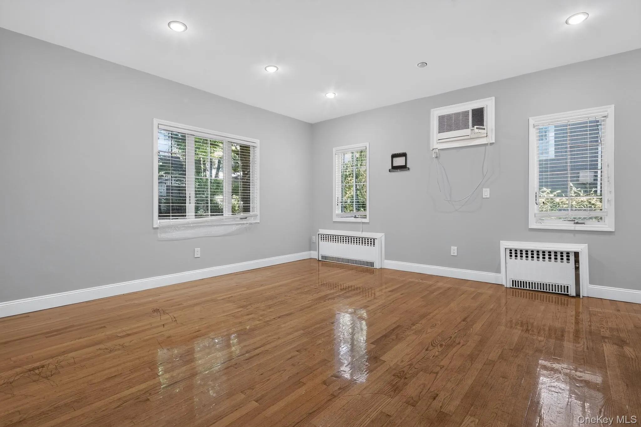 24640 Alameda Avenue, New York, NY, 5 Bedrooms Bedrooms, 10 Rooms Rooms,2 BathroomsBathrooms,Residential,For Rent,Alameda,0,1035405 24640 Alameda Avenue, New York, NY, 5 Bedrooms Bedrooms, 10 Rooms Rooms,2 BathroomsBathrooms,Residential,For Rent,Alameda,0,1035405