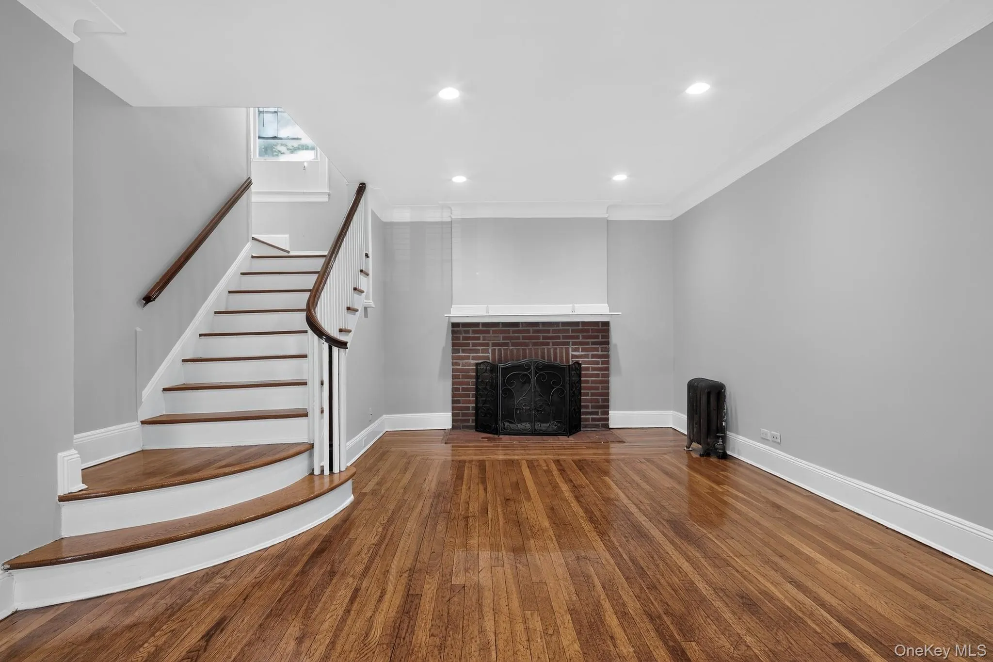 24640 Alameda Avenue, New York, NY, 5 Bedrooms Bedrooms, 10 Rooms Rooms,2 BathroomsBathrooms,Residential,For Rent,Alameda,0,1035405 24640 Alameda Avenue, New York, NY, 5 Bedrooms Bedrooms, 10 Rooms Rooms,2 BathroomsBathrooms,Residential,For Rent,Alameda,0,1035405