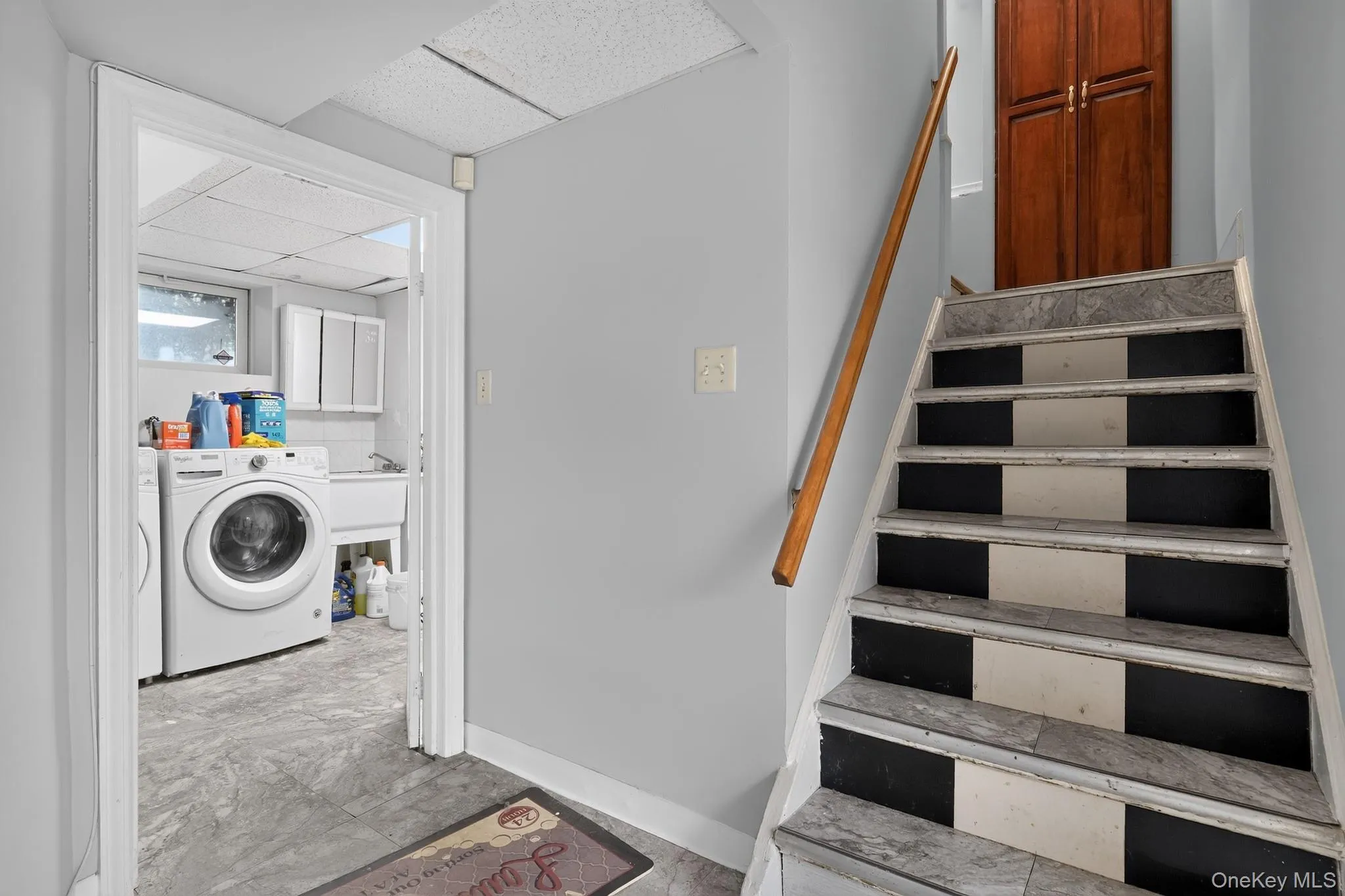 24640 Alameda Avenue, New York, NY, 5 Bedrooms Bedrooms, 10 Rooms Rooms,2 BathroomsBathrooms,Residential,For Rent,Alameda,0,1035405 24640 Alameda Avenue, New York, NY, 5 Bedrooms Bedrooms, 10 Rooms Rooms,2 BathroomsBathrooms,Residential,For Rent,Alameda,0,1035405