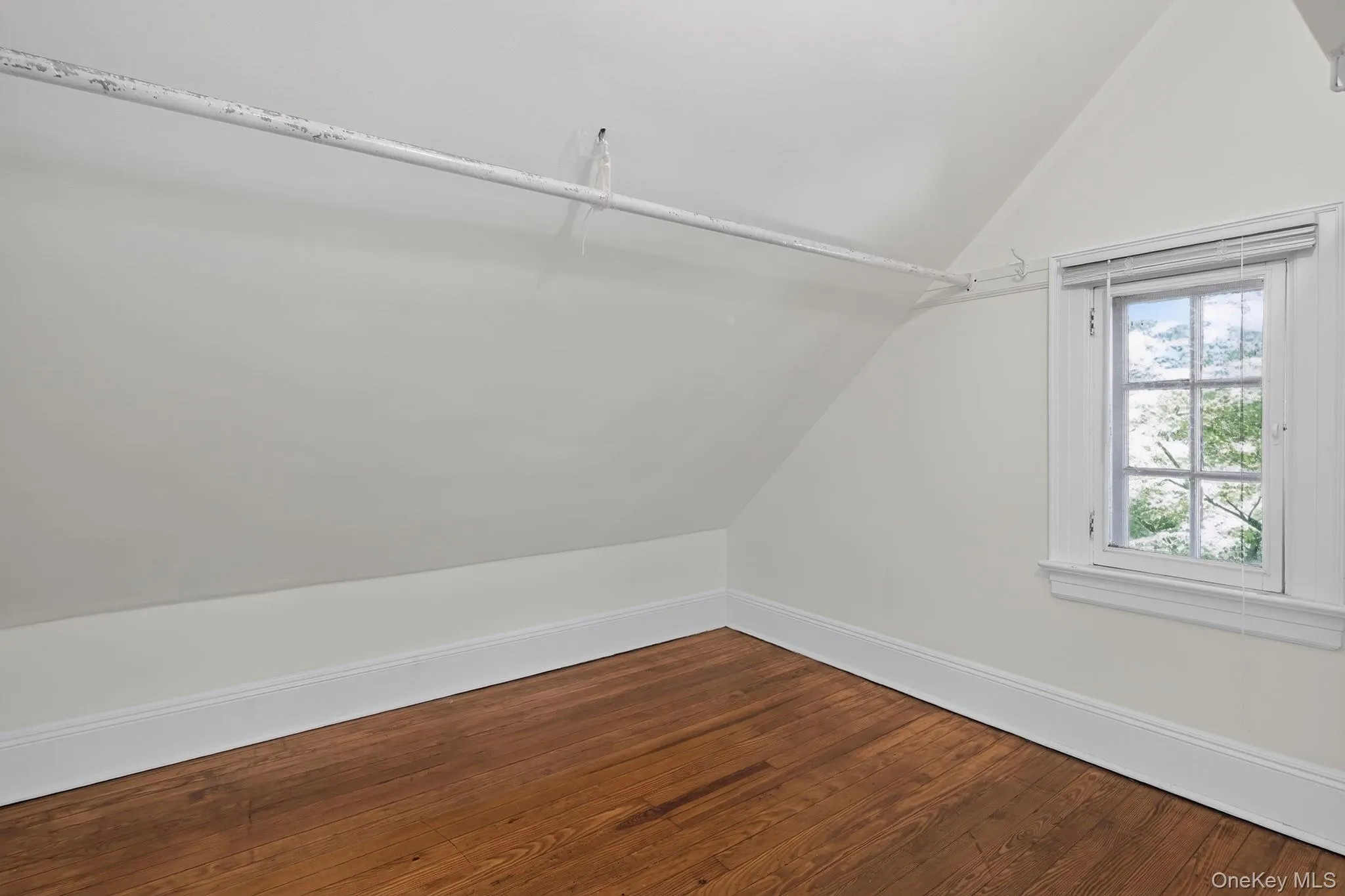 24640 Alameda Avenue, New York, NY, 5 Bedrooms Bedrooms, 10 Rooms Rooms,2 BathroomsBathrooms,Residential,For Rent,Alameda,0,1035405 24640 Alameda Avenue, New York, NY, 5 Bedrooms Bedrooms, 10 Rooms Rooms,2 BathroomsBathrooms,Residential,For Rent,Alameda,0,1035405