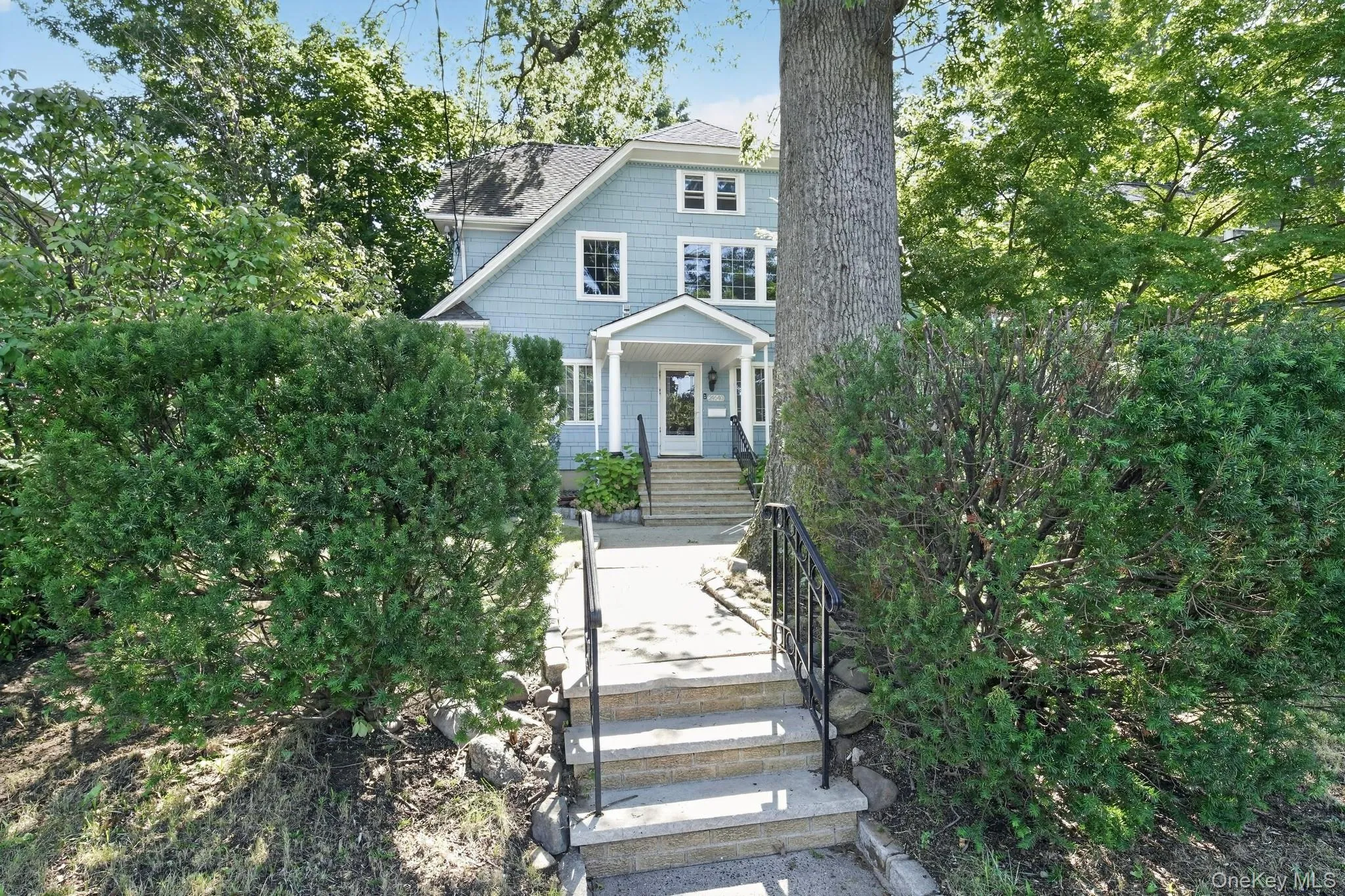 24640 Alameda Avenue, New York, NY, 5 Bedrooms Bedrooms, 10 Rooms Rooms,2 BathroomsBathrooms,Residential,For Rent,Alameda,0,1035405 24640 Alameda Avenue, New York, NY, 5 Bedrooms Bedrooms, 10 Rooms Rooms,2 BathroomsBathrooms,Residential,For Rent,Alameda,0,1035405