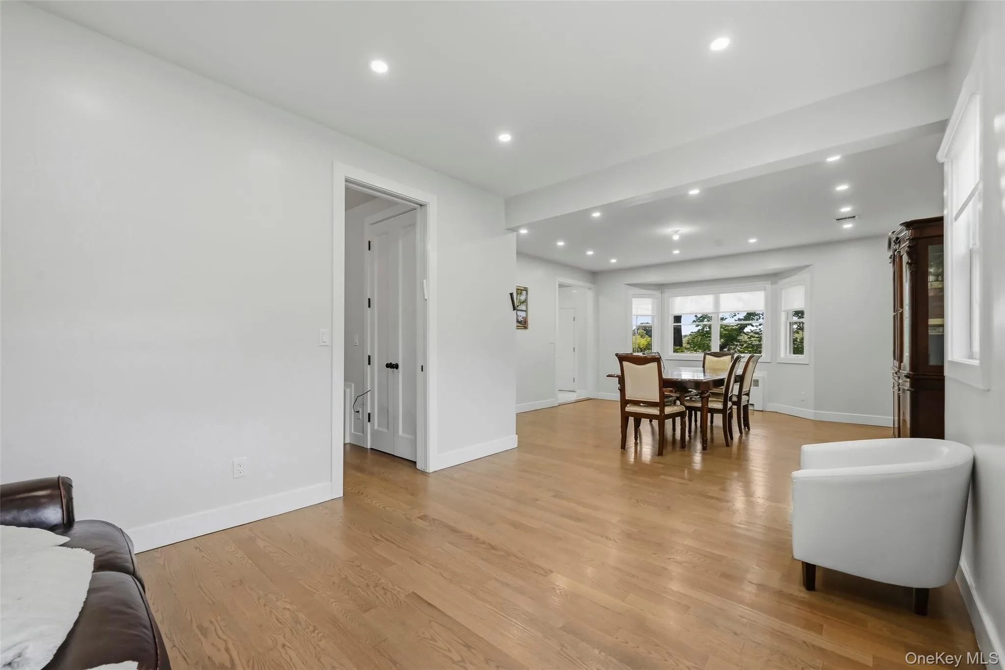 4 Spruill Court, Ramapo, NY, 5 Bedrooms Bedrooms, 12 Rooms Rooms,3 BathroomsBathrooms,Residential,For Rent,Spruill,0,1035407 4 Spruill Court, Ramapo, NY, 5 Bedrooms Bedrooms, 12 Rooms Rooms,3 BathroomsBathrooms,Residential,For Rent,Spruill,0,1035407