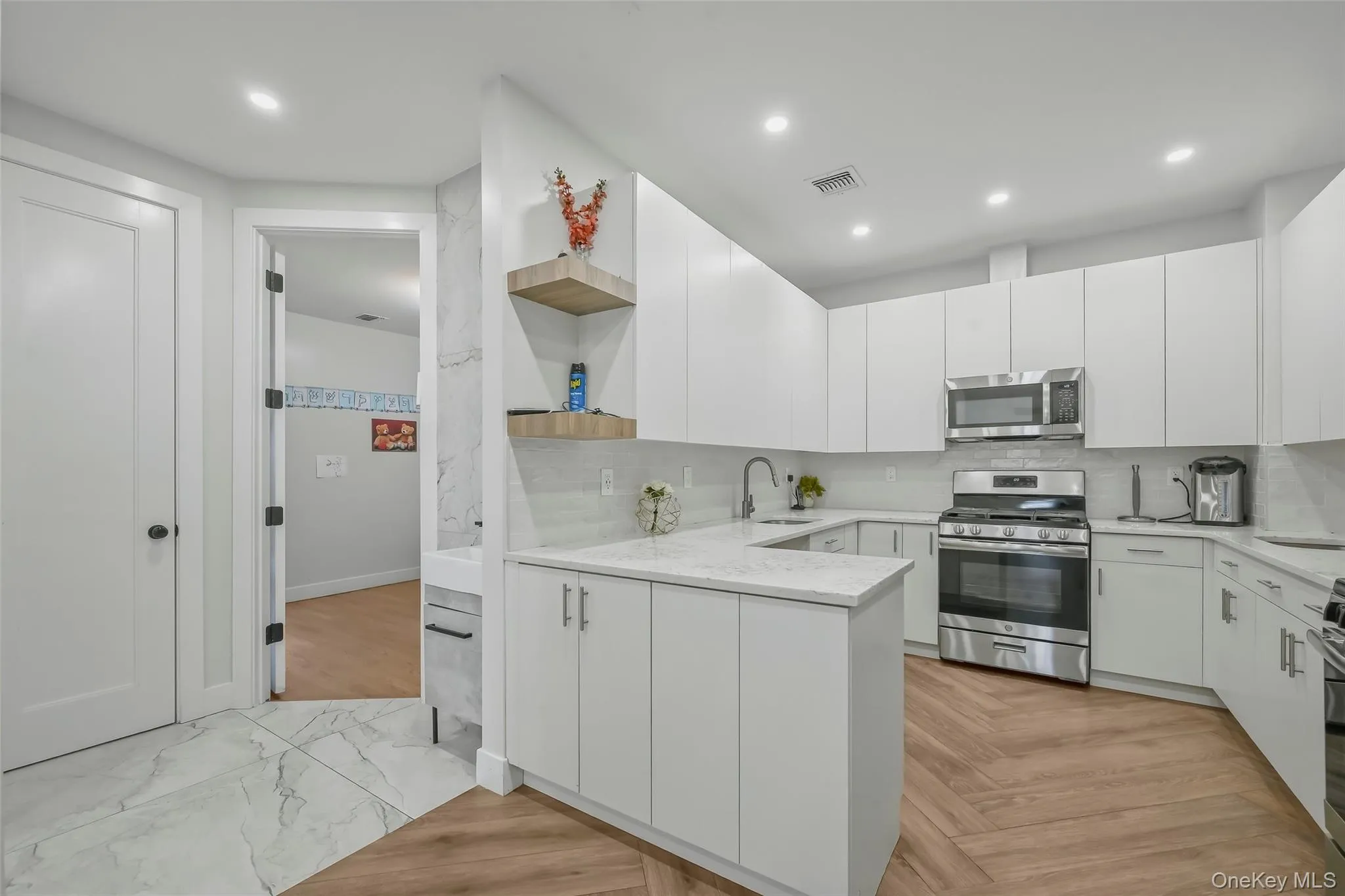 4 Spruill Court, Ramapo, NY, 5 Bedrooms Bedrooms, 12 Rooms Rooms,3 BathroomsBathrooms,Residential,For Rent,Spruill,0,1035407 4 Spruill Court, Ramapo, NY, 5 Bedrooms Bedrooms, 12 Rooms Rooms,3 BathroomsBathrooms,Residential,For Rent,Spruill,0,1035407