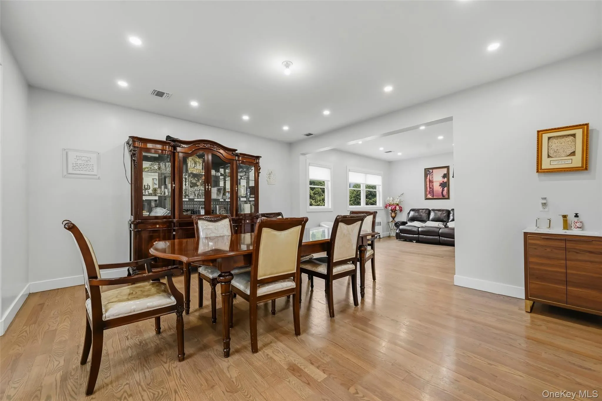 4 Spruill Court, Ramapo, NY, 5 Bedrooms Bedrooms, 12 Rooms Rooms,3 BathroomsBathrooms,Residential,For Rent,Spruill,0,1035407 4 Spruill Court, Ramapo, NY, 5 Bedrooms Bedrooms, 12 Rooms Rooms,3 BathroomsBathrooms,Residential,For Rent,Spruill,0,1035407