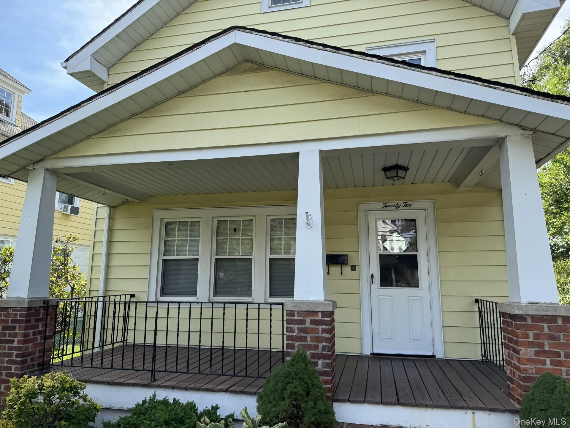 22 Irma Avenue, North Hempstead, NY, 3 Bedrooms Bedrooms, 6 Rooms Rooms,1 BathroomBathrooms,Residential Lease,For Rent,Irma,0,1035411 22 Irma Avenue, North Hempstead, NY, 3 Bedrooms Bedrooms, 6 Rooms Rooms,1 BathroomBathrooms,Residential Lease,For Rent,Irma,0,1035411