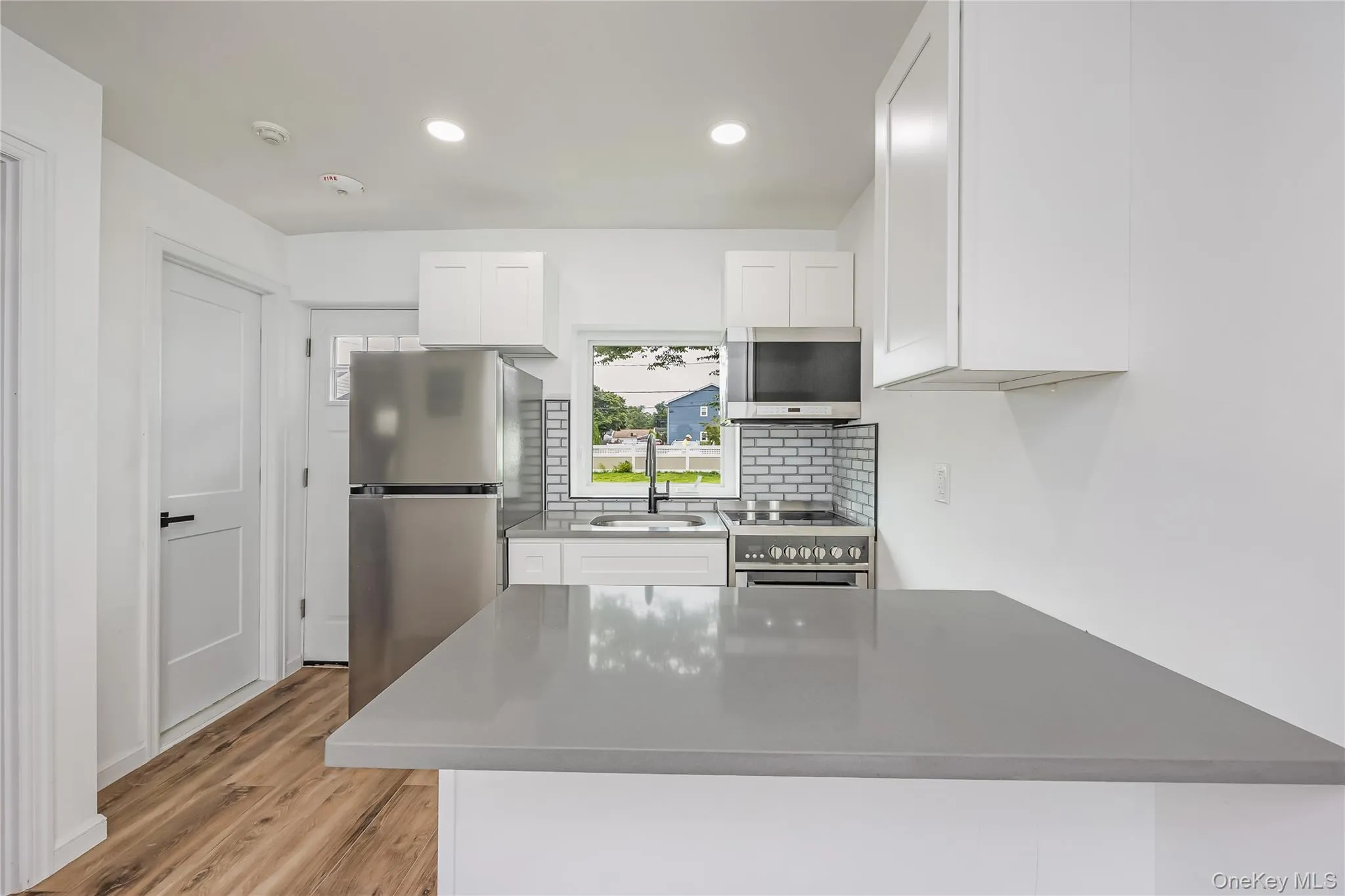 29 Tyler Street, Brookhaven, NY, 1 Bedroom Bedrooms, 3 Rooms Rooms,1 BathroomBathrooms,Residential Lease,For Rent,Tyler,0,1035412 29 Tyler Street, Brookhaven, NY, 1 Bedroom Bedrooms, 3 Rooms Rooms,1 BathroomBathrooms,Residential Lease,For Rent,Tyler,0,1035412