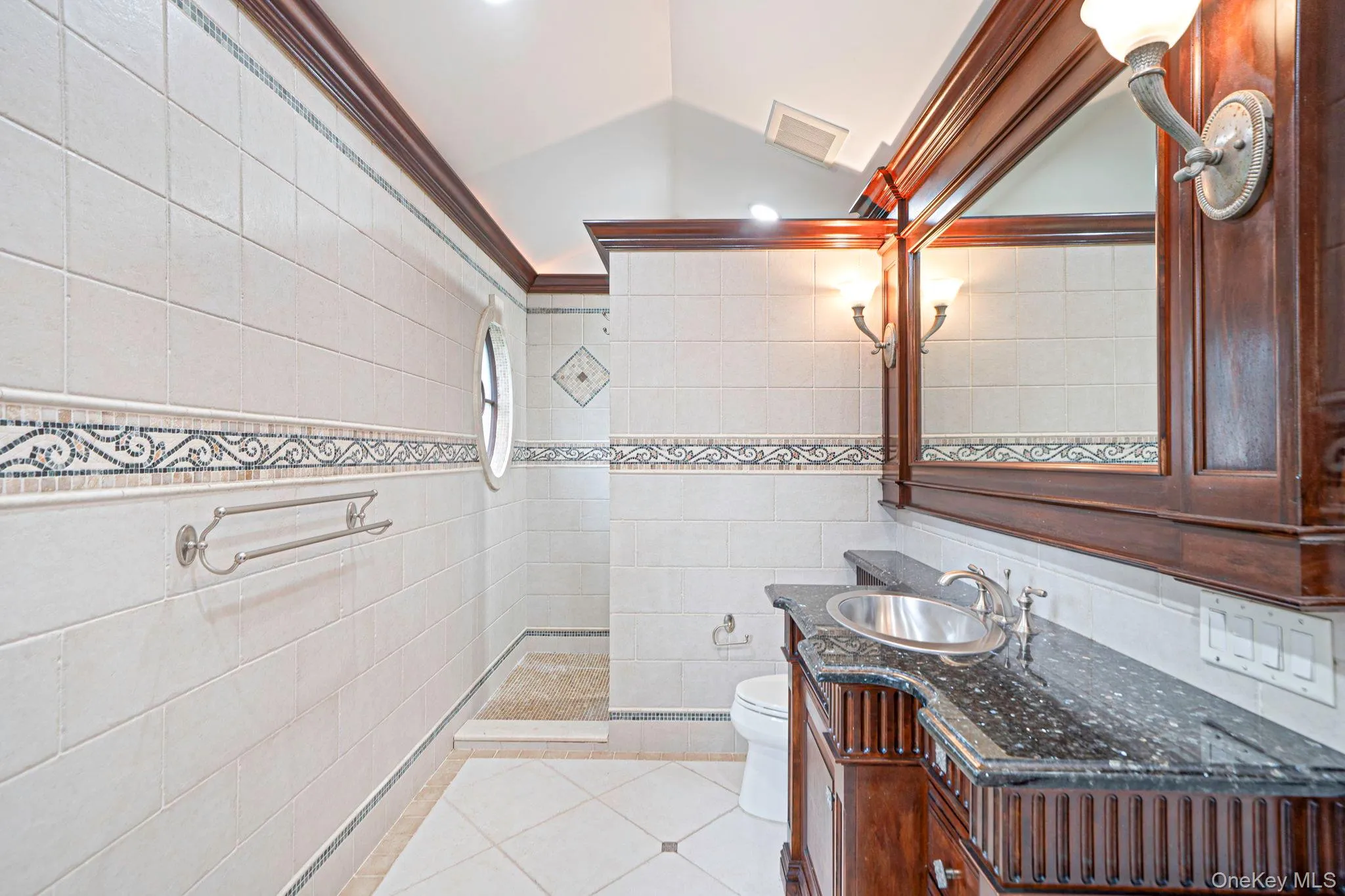 20 Arbor Lane, Huntington, NY, 5 Bedrooms Bedrooms, 10 Rooms Rooms,2 BathroomsBathrooms,Residential,For Rent,Arbor,0,1035415 20 Arbor Lane, Huntington, NY, 5 Bedrooms Bedrooms, 10 Rooms Rooms,2 BathroomsBathrooms,Residential,For Rent,Arbor,0,1035415