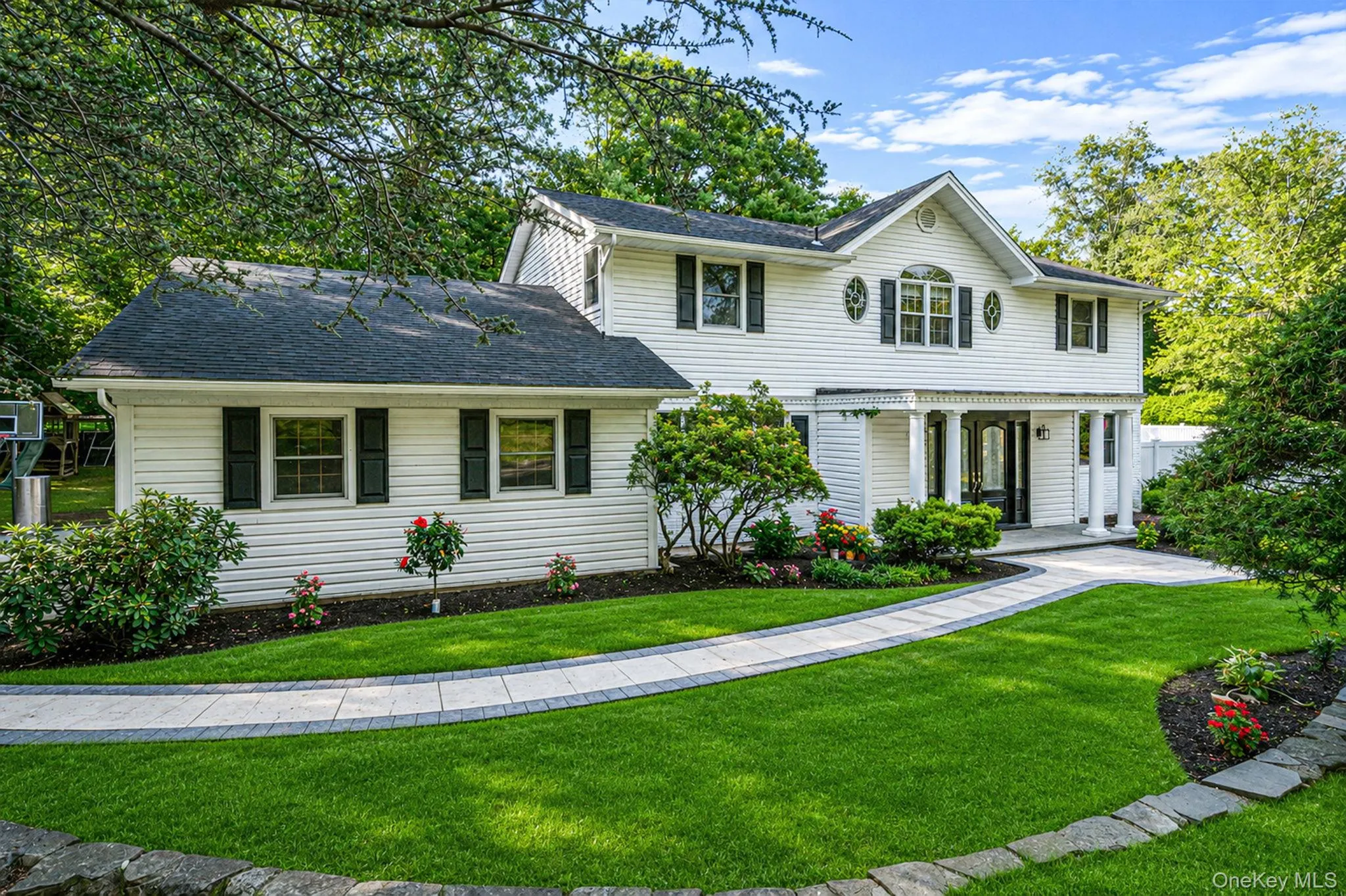 20 Arbor Lane, Huntington, NY, 5 Bedrooms Bedrooms, 10 Rooms Rooms,2 BathroomsBathrooms,Residential,For Rent,Arbor,0,1035415 20 Arbor Lane, Huntington, NY, 5 Bedrooms Bedrooms, 10 Rooms Rooms,2 BathroomsBathrooms,Residential,For Rent,Arbor,0,1035415