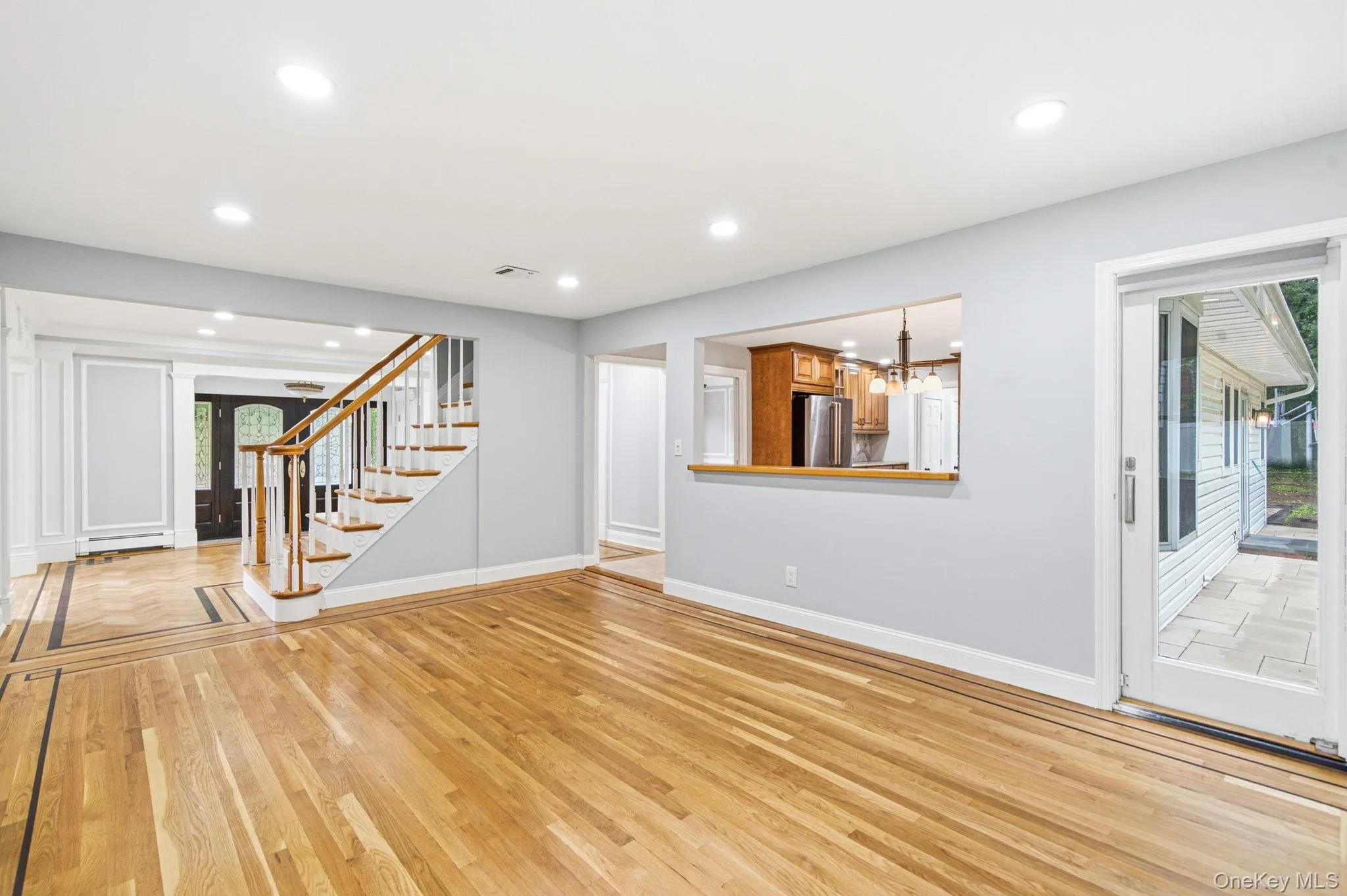 20 Arbor Lane, Huntington, NY, 5 Bedrooms Bedrooms, 10 Rooms Rooms,2 BathroomsBathrooms,Residential,For Rent,Arbor,0,1035415 20 Arbor Lane, Huntington, NY, 5 Bedrooms Bedrooms, 10 Rooms Rooms,2 BathroomsBathrooms,Residential,For Rent,Arbor,0,1035415