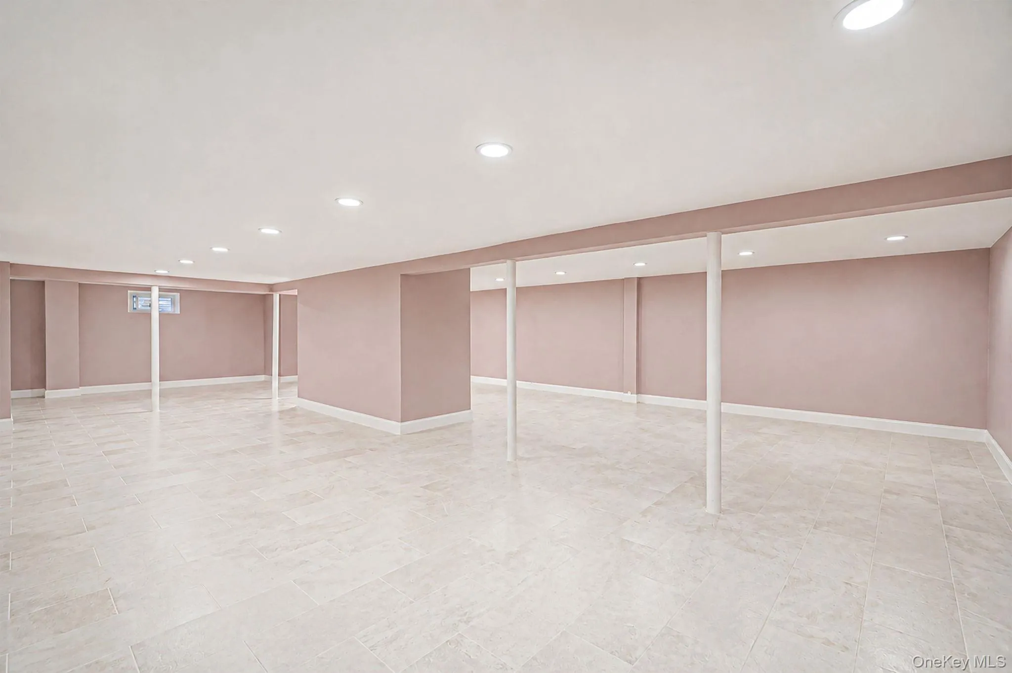 20 Arbor Lane, Huntington, NY, 5 Bedrooms Bedrooms, 10 Rooms Rooms,2 BathroomsBathrooms,Residential,For Rent,Arbor,0,1035415 20 Arbor Lane, Huntington, NY, 5 Bedrooms Bedrooms, 10 Rooms Rooms,2 BathroomsBathrooms,Residential,For Rent,Arbor,0,1035415