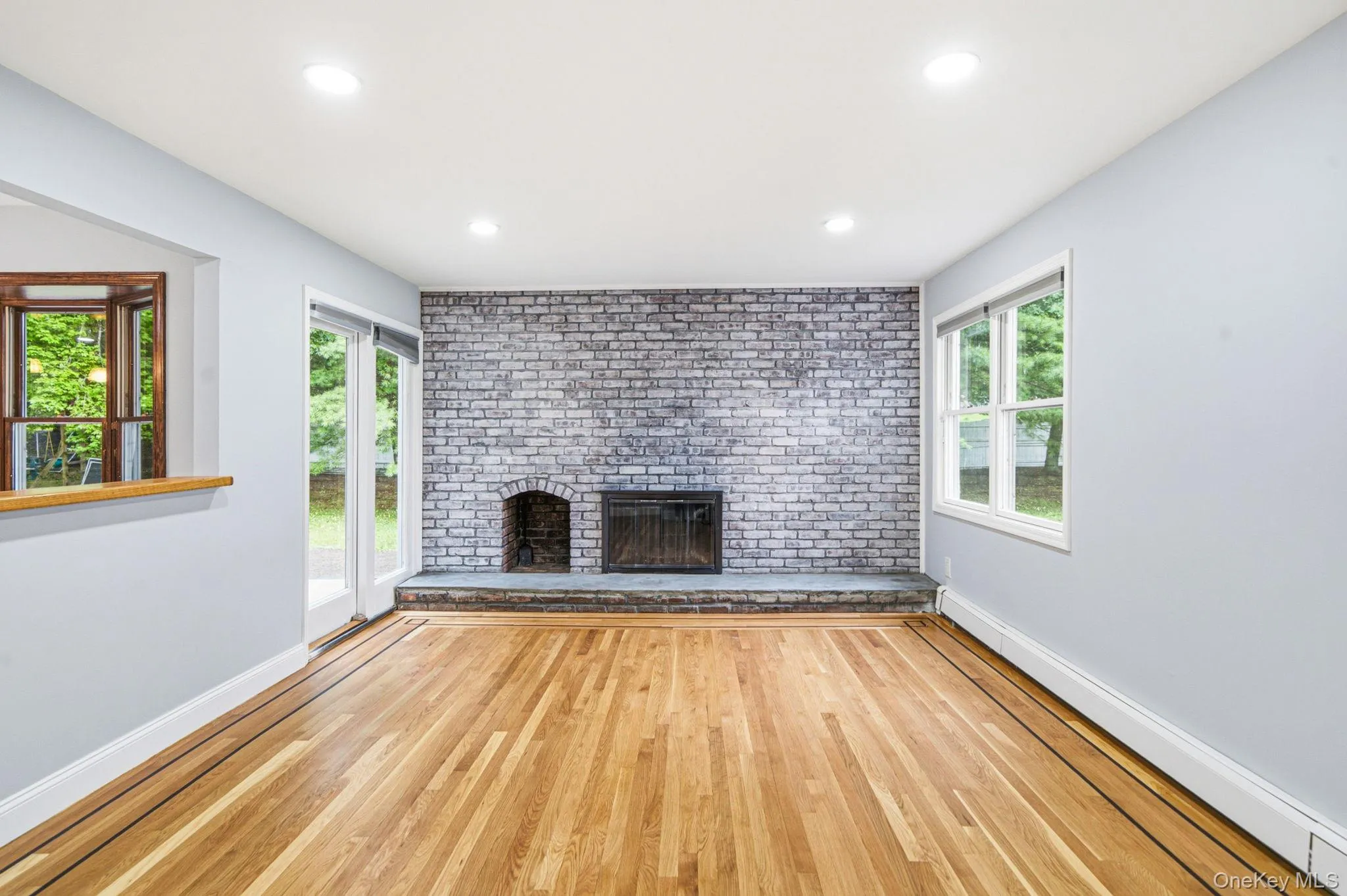20 Arbor Lane, Huntington, NY, 5 Bedrooms Bedrooms, 10 Rooms Rooms,2 BathroomsBathrooms,Residential,For Rent,Arbor,0,1035415 20 Arbor Lane, Huntington, NY, 5 Bedrooms Bedrooms, 10 Rooms Rooms,2 BathroomsBathrooms,Residential,For Rent,Arbor,0,1035415