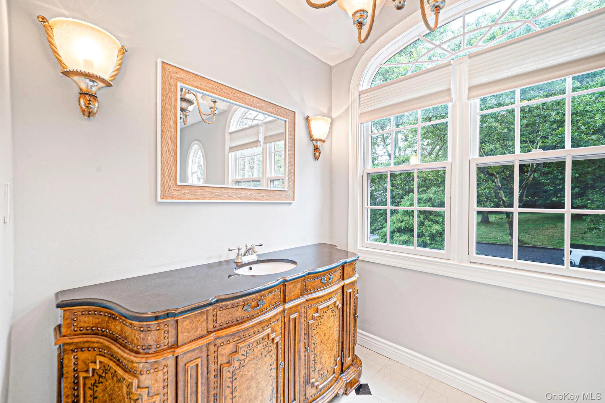 20 Arbor Lane, Huntington, NY, 5 Bedrooms Bedrooms, 10 Rooms Rooms,2 BathroomsBathrooms,Residential,For Rent,Arbor,0,1035415 20 Arbor Lane, Huntington, NY, 5 Bedrooms Bedrooms, 10 Rooms Rooms,2 BathroomsBathrooms,Residential,For Rent,Arbor,0,1035415