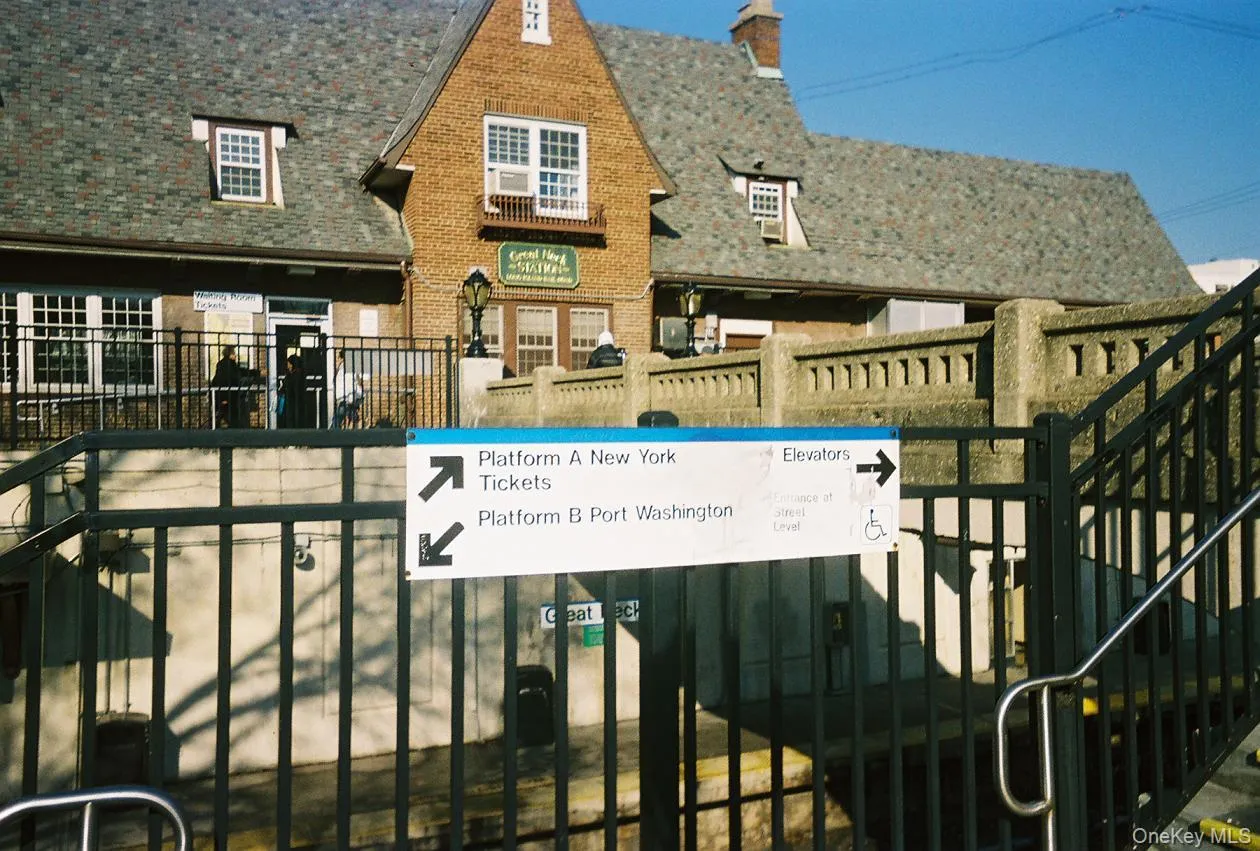 7 Bond Street, North Hempstead, NY, 1 Bedroom Bedrooms, 5 Rooms Rooms,1 BathroomBathrooms,Residential Lease,For Rent,Bond,0,1035416 7 Bond Street, North Hempstead, NY, 1 Bedroom Bedrooms, 5 Rooms Rooms,1 BathroomBathrooms,Residential Lease,For Rent,Bond,0,1035416