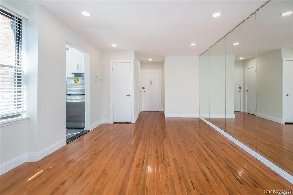 7 Bond Street, North Hempstead, NY, 1 Bedroom Bedrooms, 5 Rooms Rooms,1 BathroomBathrooms,Residential Lease,For Rent,Bond,0,1035416 7 Bond Street, North Hempstead, NY, 1 Bedroom Bedrooms, 5 Rooms Rooms,1 BathroomBathrooms,Residential Lease,For Rent,Bond,0,1035416