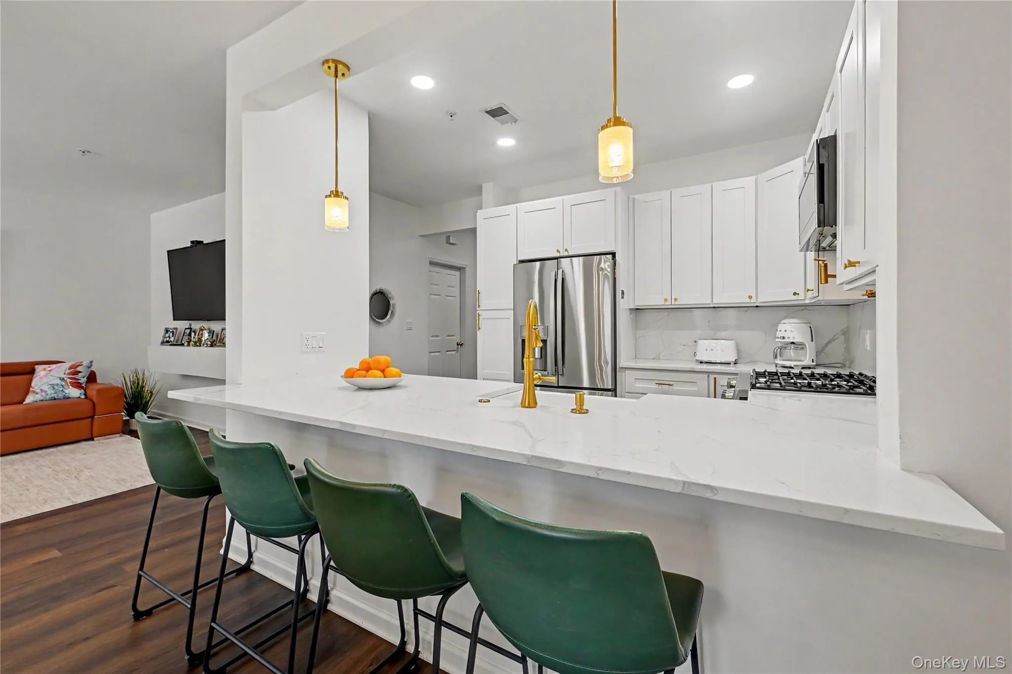 Breakfast Area for Four Breakfast Area for Four