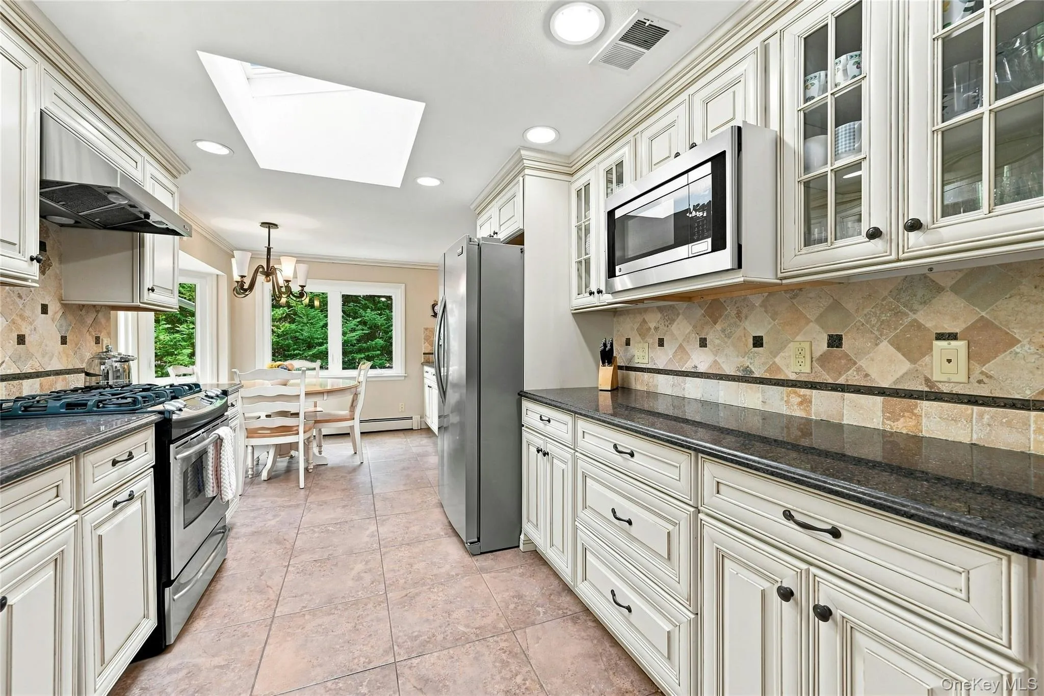54 Twin Oaks Drive, Smithtown, NY, 4 Bedrooms Bedrooms, 9 Rooms Rooms,2 BathroomsBathrooms,Residential,For Rent,Twin Oaks,0,1035429 54 Twin Oaks Drive, Smithtown, NY, 4 Bedrooms Bedrooms, 9 Rooms Rooms,2 BathroomsBathrooms,Residential,For Rent,Twin Oaks,0,1035429