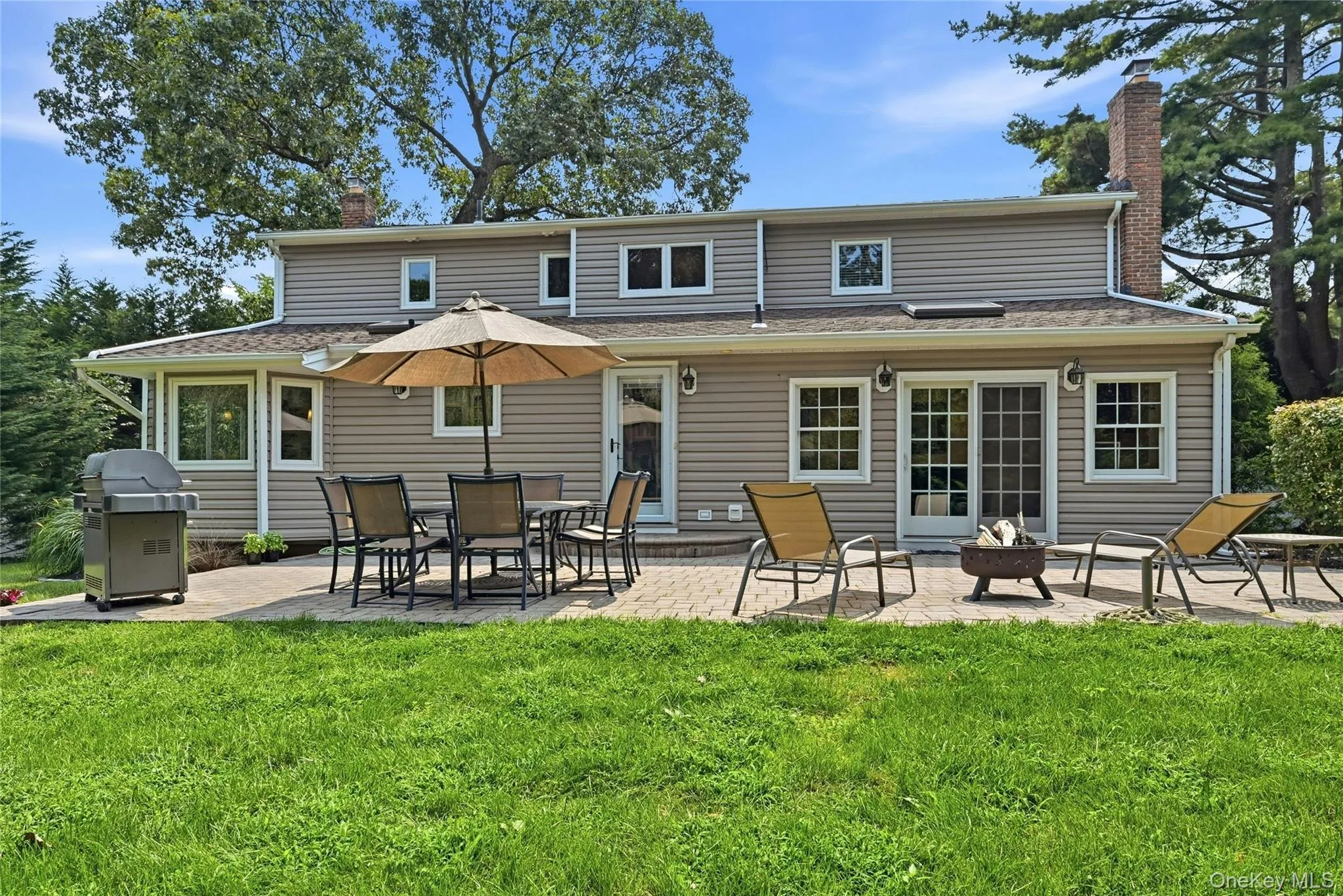 54 Twin Oaks Drive, Smithtown, NY, 4 Bedrooms Bedrooms, 9 Rooms Rooms,2 BathroomsBathrooms,Residential,For Rent,Twin Oaks,0,1035429 54 Twin Oaks Drive, Smithtown, NY, 4 Bedrooms Bedrooms, 9 Rooms Rooms,2 BathroomsBathrooms,Residential,For Rent,Twin Oaks,0,1035429