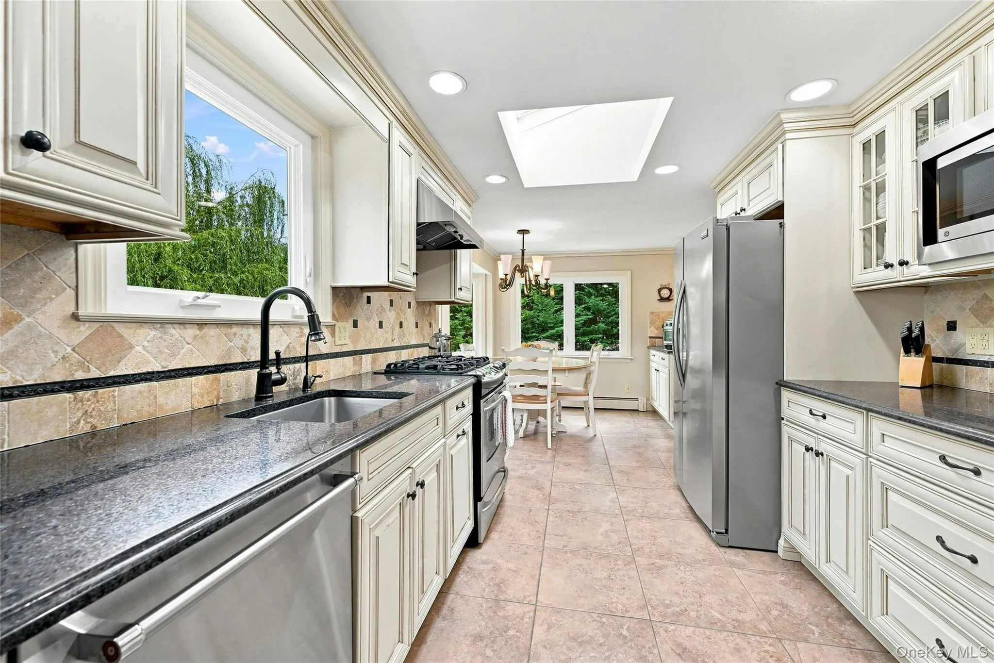 54 Twin Oaks Drive, Smithtown, NY, 4 Bedrooms Bedrooms, 9 Rooms Rooms,2 BathroomsBathrooms,Residential,For Rent,Twin Oaks,0,1035429 54 Twin Oaks Drive, Smithtown, NY, 4 Bedrooms Bedrooms, 9 Rooms Rooms,2 BathroomsBathrooms,Residential,For Rent,Twin Oaks,0,1035429