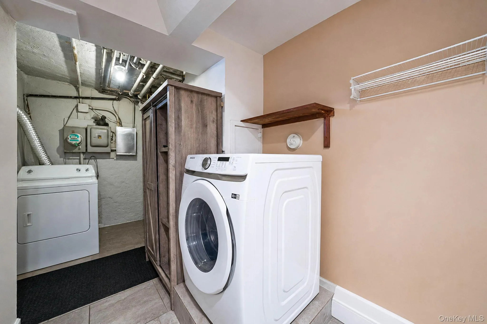 5120 69th Place, New York, NY, 3 Bedrooms Bedrooms, 6 Rooms Rooms,2 BathroomsBathrooms,Residential,For Rent,69th,0,1035430 5120 69th Place, New York, NY, 3 Bedrooms Bedrooms, 6 Rooms Rooms,2 BathroomsBathrooms,Residential,For Rent,69th,0,1035430
