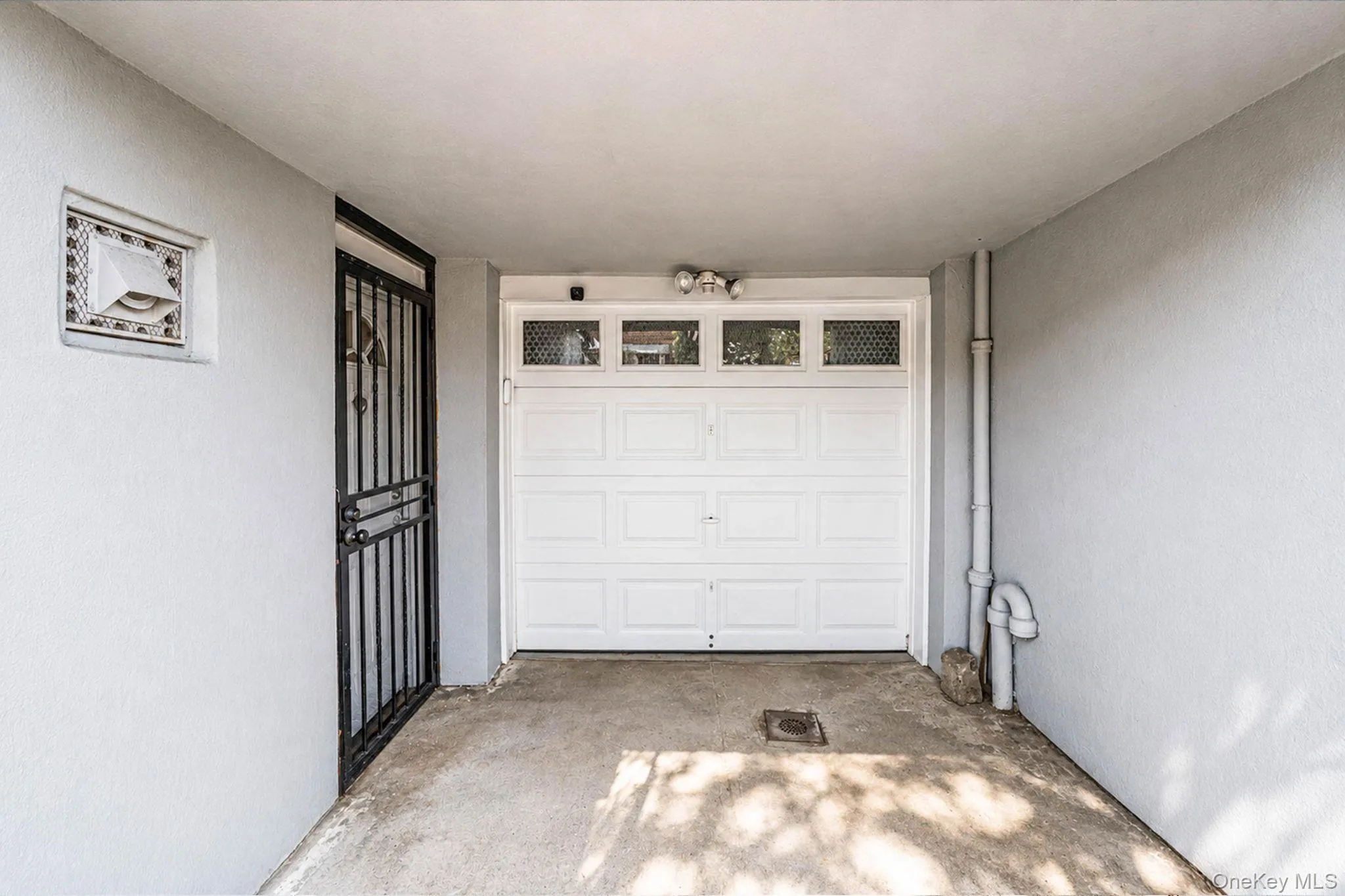 5120 69th Place, New York, NY, 3 Bedrooms Bedrooms, 6 Rooms Rooms,2 BathroomsBathrooms,Residential,For Rent,69th,0,1035430 5120 69th Place, New York, NY, 3 Bedrooms Bedrooms, 6 Rooms Rooms,2 BathroomsBathrooms,Residential,For Rent,69th,0,1035430