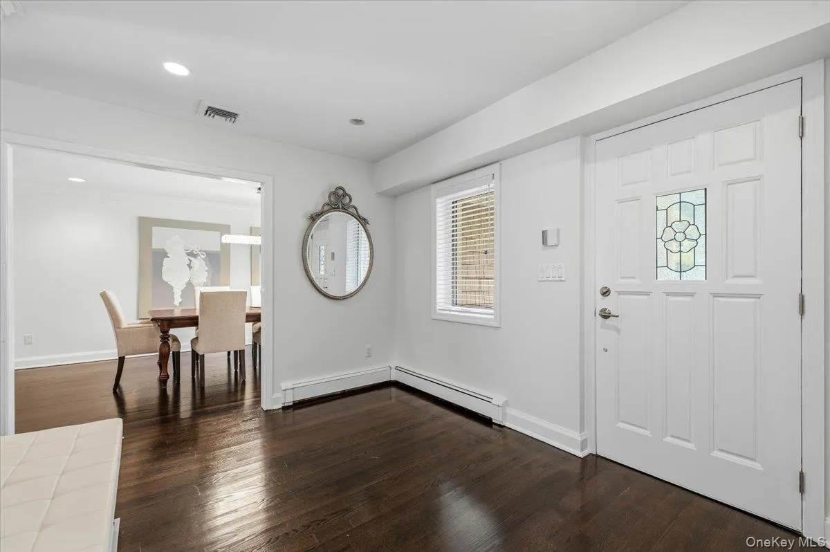 35 Bucknell Drive, Oyster Bay, NY, 4 Bedrooms Bedrooms, 10 Rooms Rooms,2 BathroomsBathrooms,Residential,For Rent,Bucknell,0,1035434 35 Bucknell Drive, Oyster Bay, NY, 4 Bedrooms Bedrooms, 10 Rooms Rooms,2 BathroomsBathrooms,Residential,For Rent,Bucknell,0,1035434