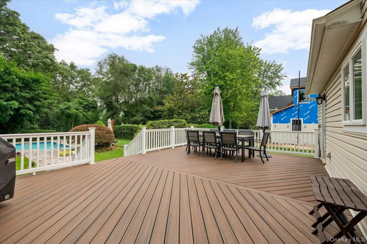 35 Bucknell Drive, Oyster Bay, NY, 4 Bedrooms Bedrooms, 10 Rooms Rooms,2 BathroomsBathrooms,Residential,For Rent,Bucknell,0,1035434 35 Bucknell Drive, Oyster Bay, NY, 4 Bedrooms Bedrooms, 10 Rooms Rooms,2 BathroomsBathrooms,Residential,For Rent,Bucknell,0,1035434