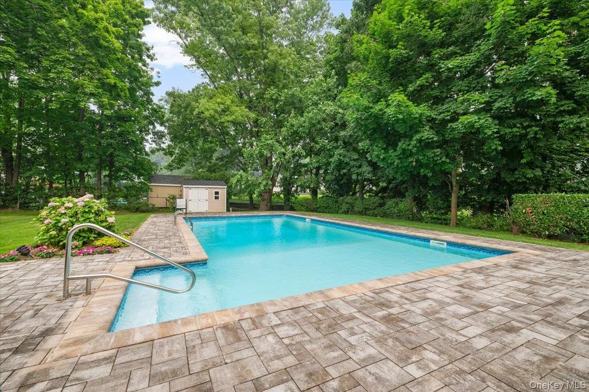 35 Bucknell Drive, Oyster Bay, NY, 4 Bedrooms Bedrooms, 10 Rooms Rooms,2 BathroomsBathrooms,Residential,For Rent,Bucknell,0,1035434 35 Bucknell Drive, Oyster Bay, NY, 4 Bedrooms Bedrooms, 10 Rooms Rooms,2 BathroomsBathrooms,Residential,For Rent,Bucknell,0,1035434