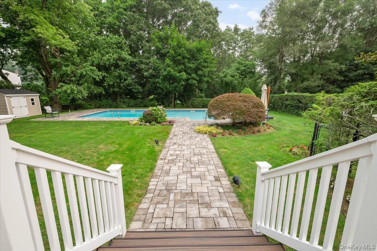 35 Bucknell Drive, Oyster Bay, NY, 4 Bedrooms Bedrooms, 10 Rooms Rooms,2 BathroomsBathrooms,Residential,For Rent,Bucknell,0,1035434 35 Bucknell Drive, Oyster Bay, NY, 4 Bedrooms Bedrooms, 10 Rooms Rooms,2 BathroomsBathrooms,Residential,For Rent,Bucknell,0,1035434